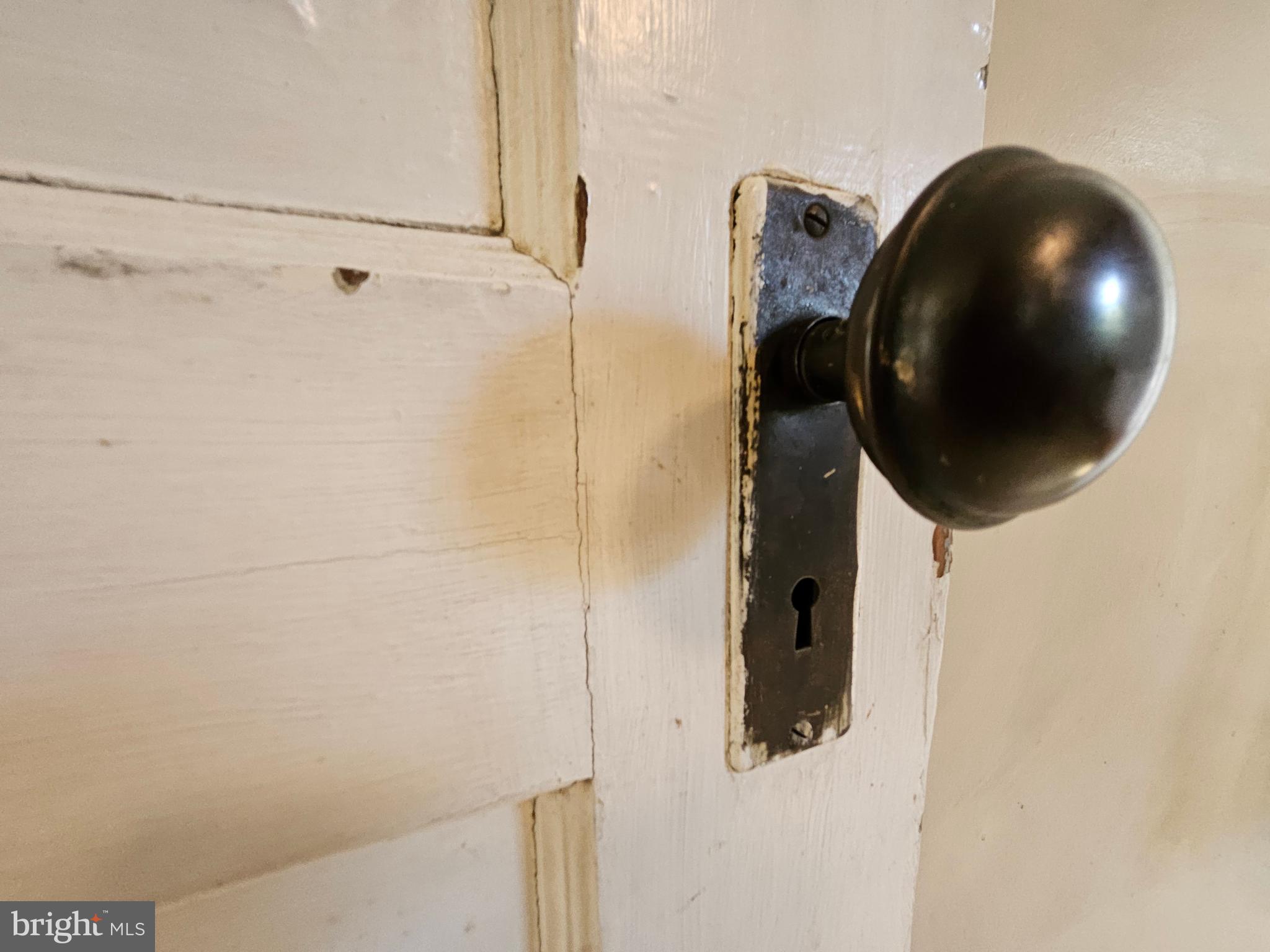 TOWN OF ROUND HILL - Residential