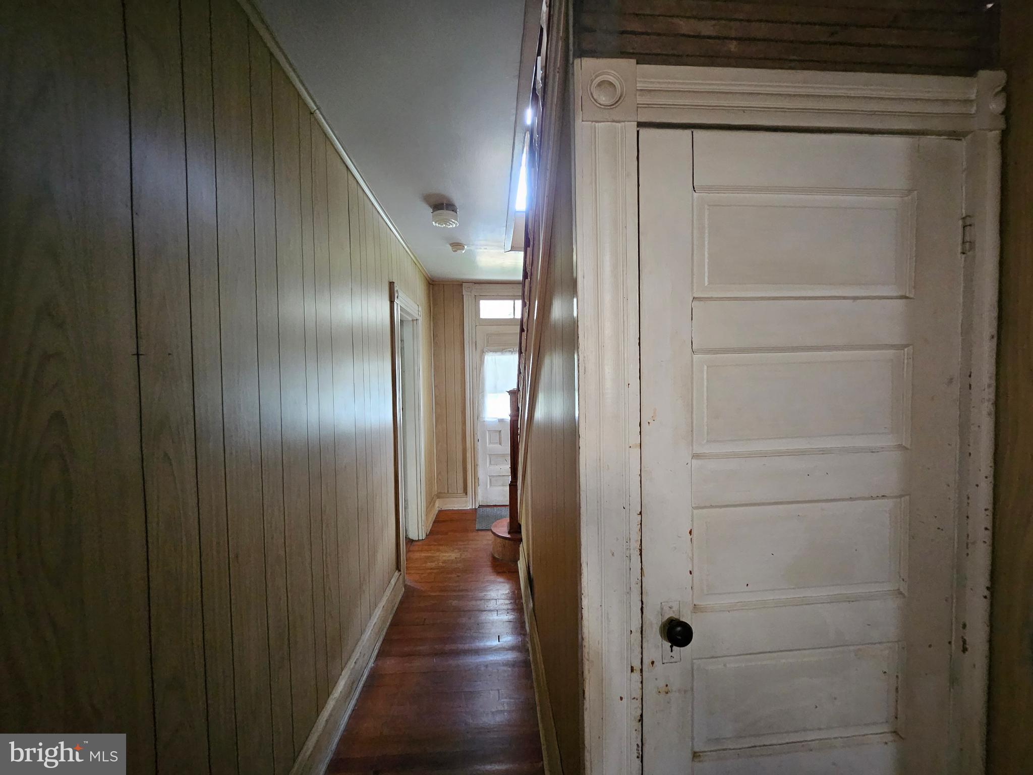 TOWN OF ROUND HILL - Residential