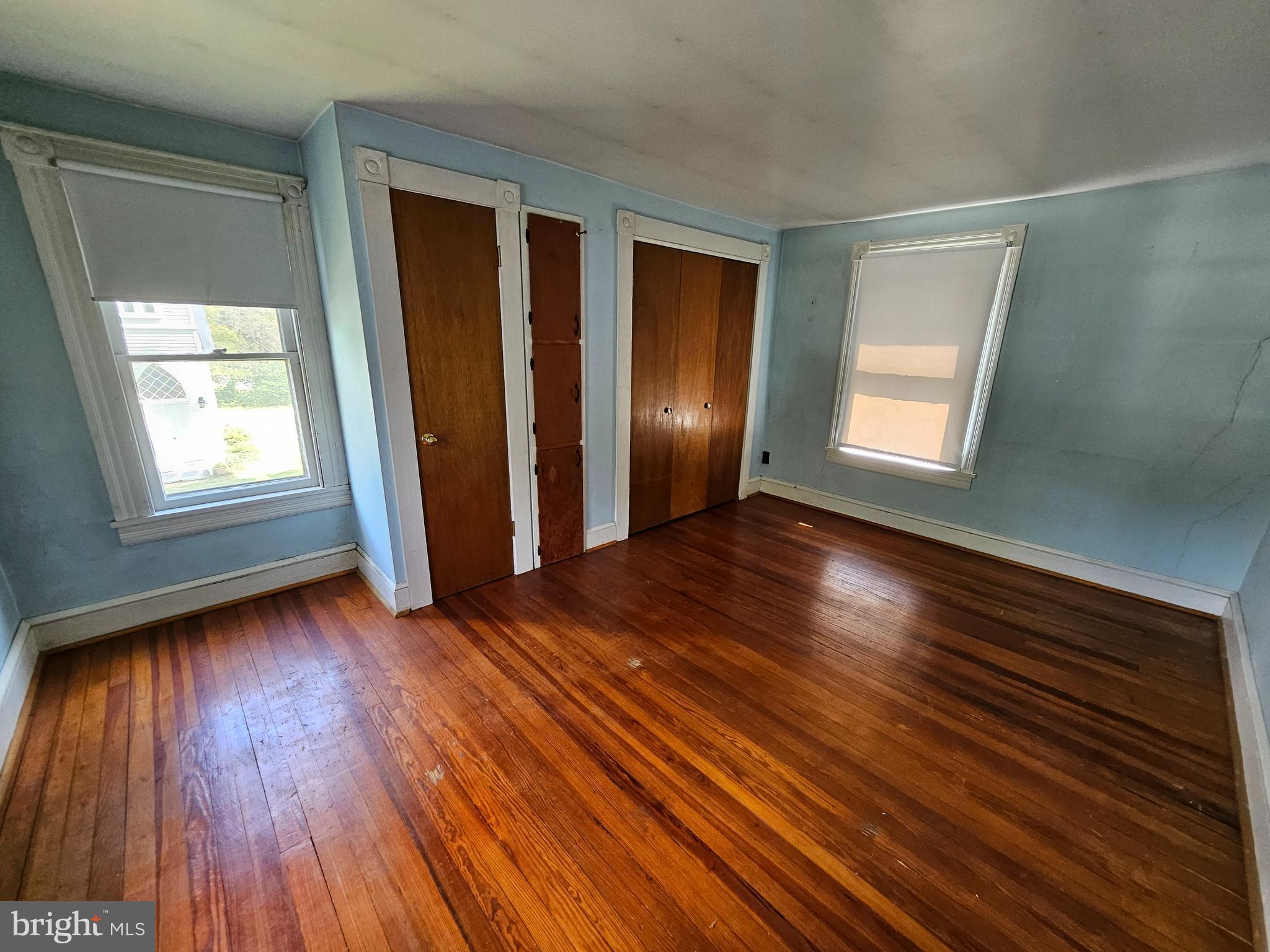 TOWN OF ROUND HILL - Residential