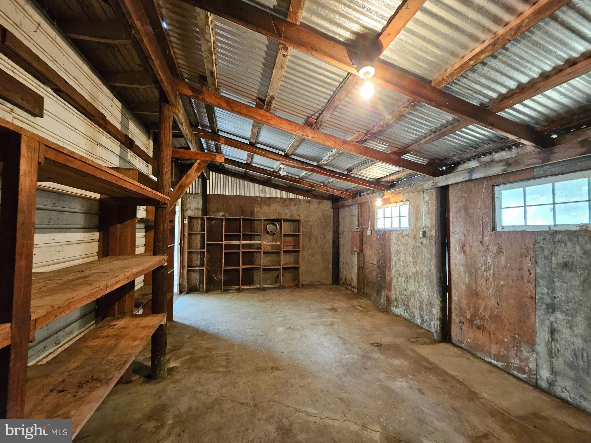 TOWN OF ROUND HILL - Residential