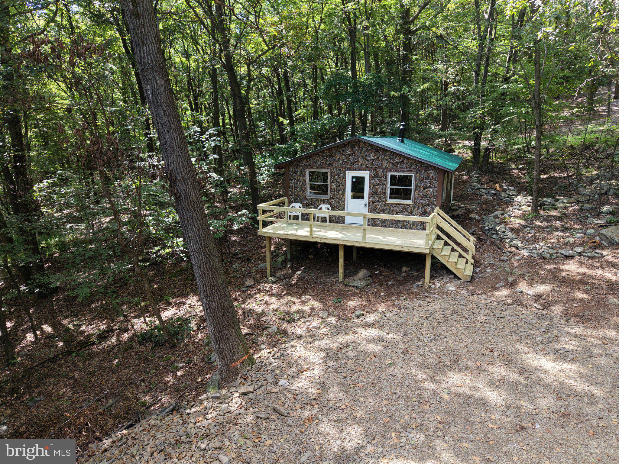 22+/- ACRES AT 20526 LAUREL MOUNTAIN ROAD