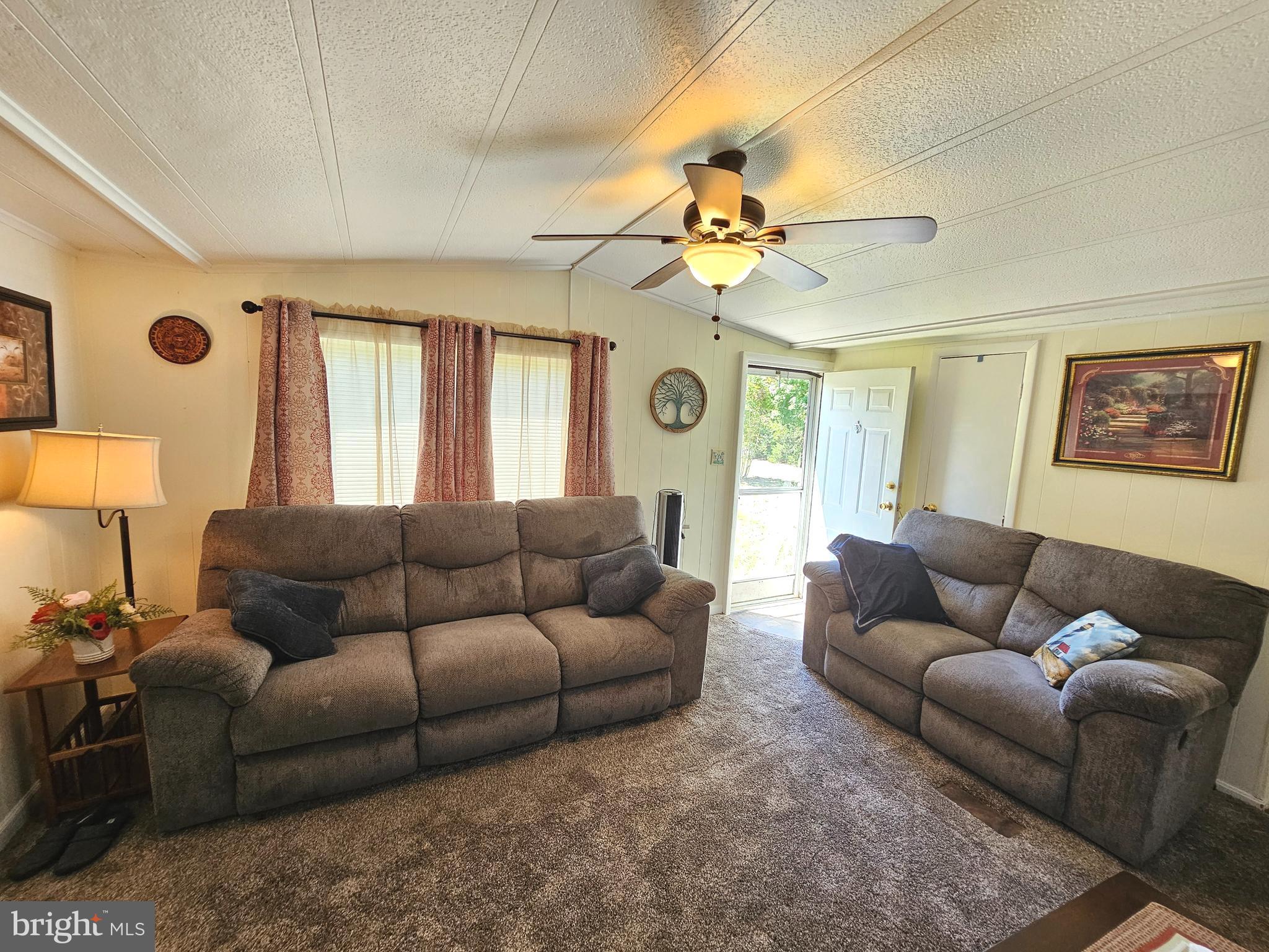 8255 WHITESVILLE ROAD