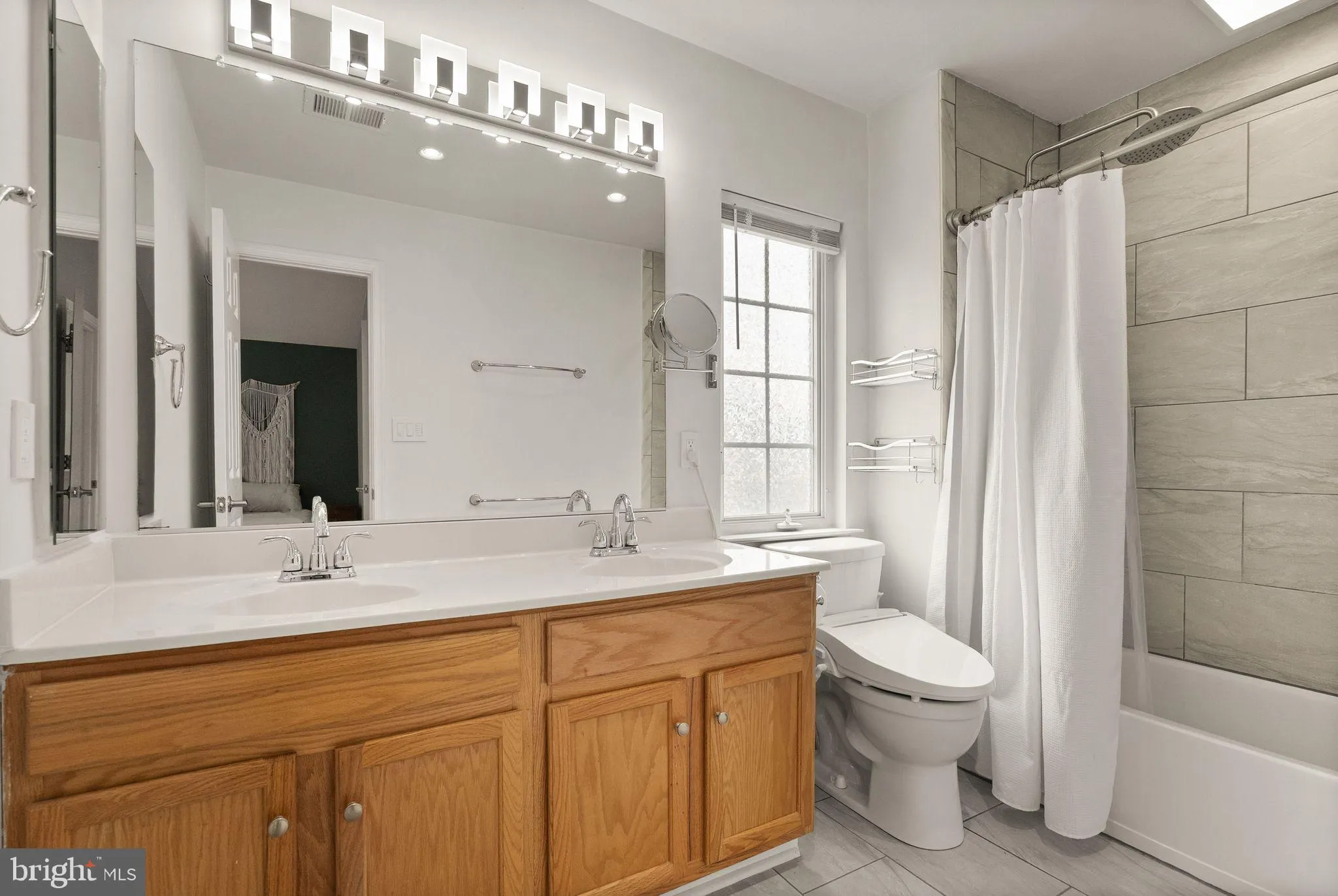 Bristow, Virginia 20136, United States, 4 Bedrooms Bedrooms, ,4 BathroomsBathrooms,Residential,Pending,112750