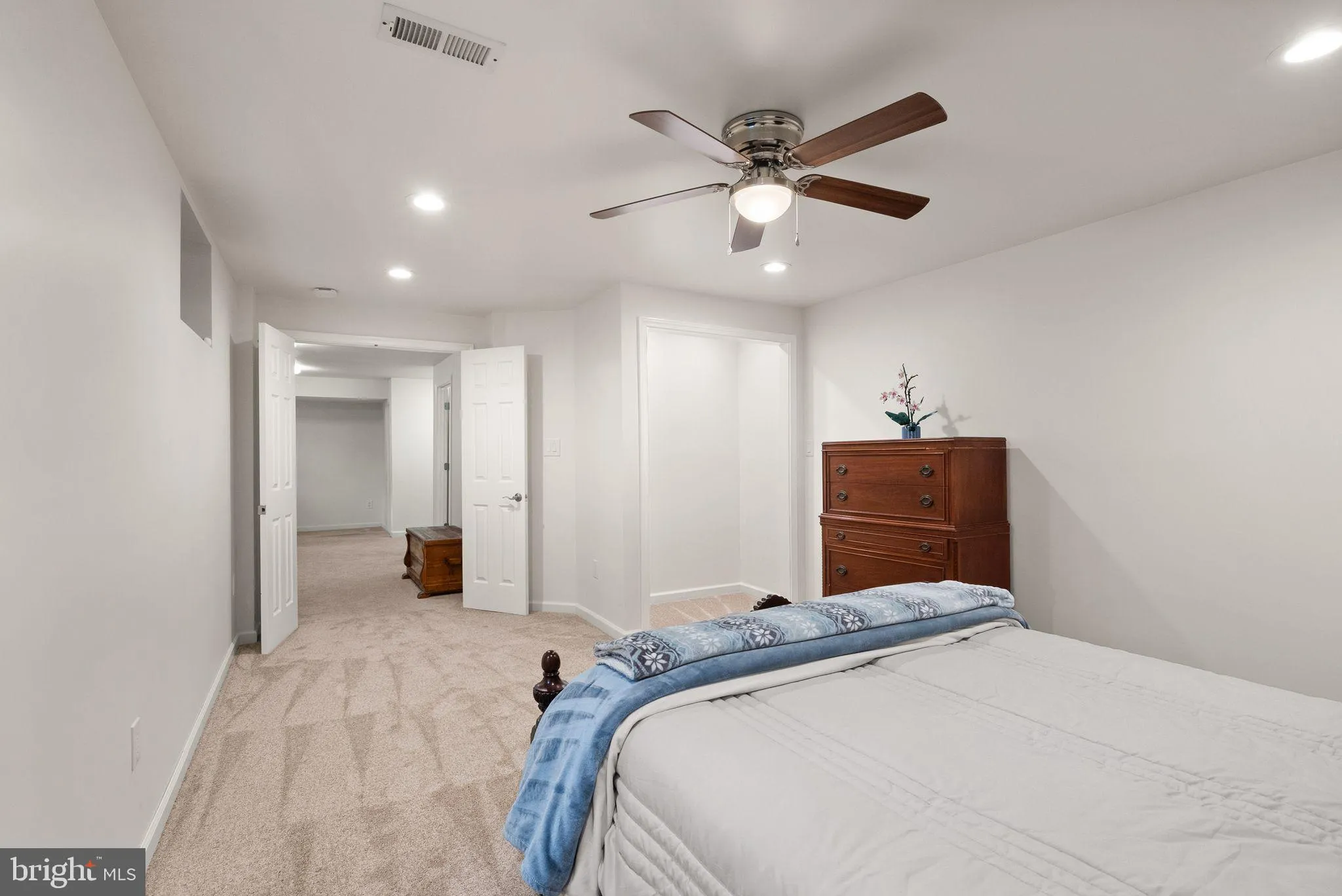 Bristow, Virginia 20136, United States, 4 Bedrooms Bedrooms, ,4 BathroomsBathrooms,Residential,Pending,112750