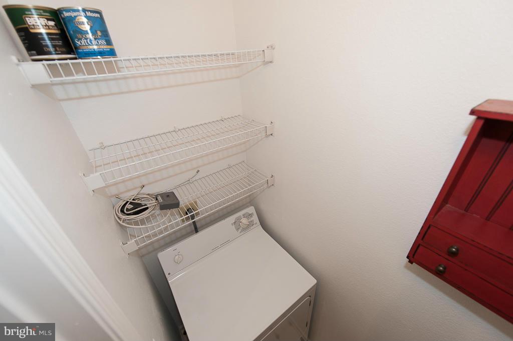 GATES OF MCLEAN - Residential Lease