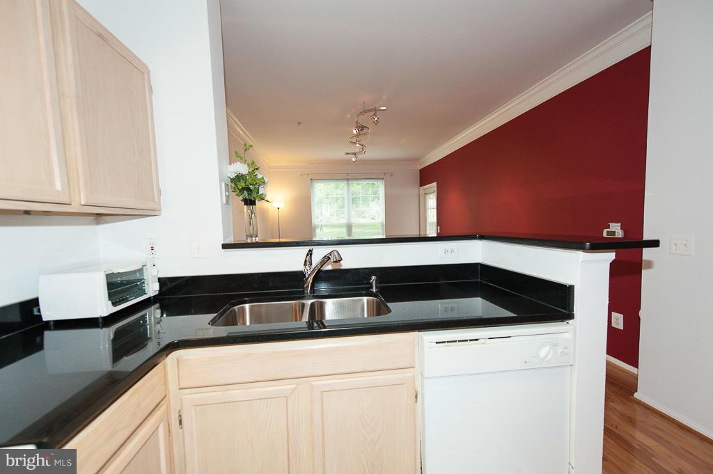 GATES OF MCLEAN - Residential Lease