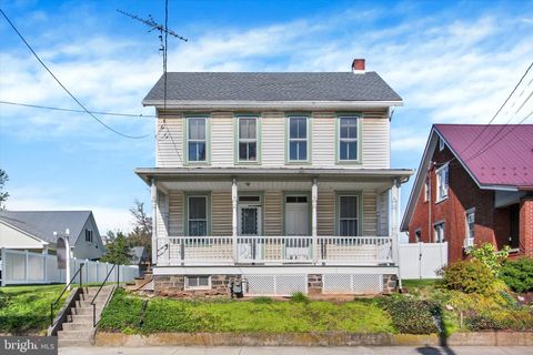 Homes For Sale - 516 Carlisle Street<br/> GETTYSBURG, PA 17325