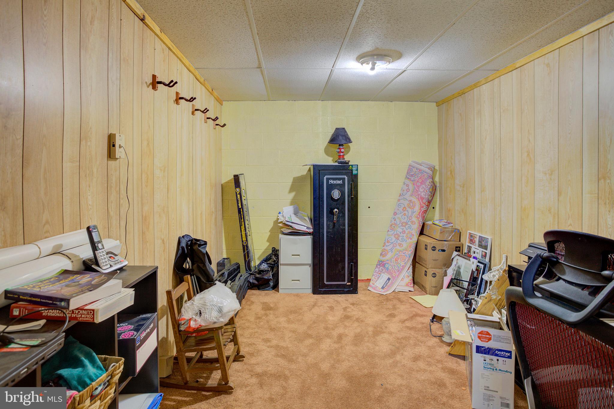 LAKE FERNDALE - Residential