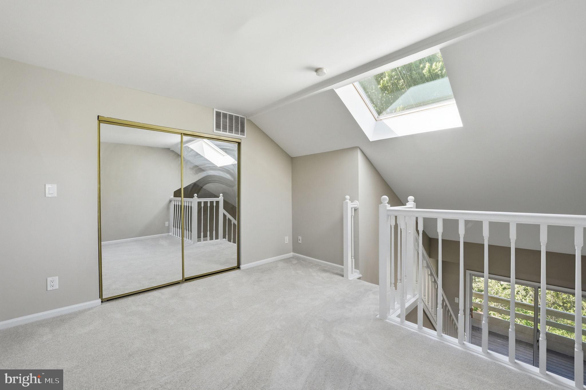 CARR AT PINECREST - Residential