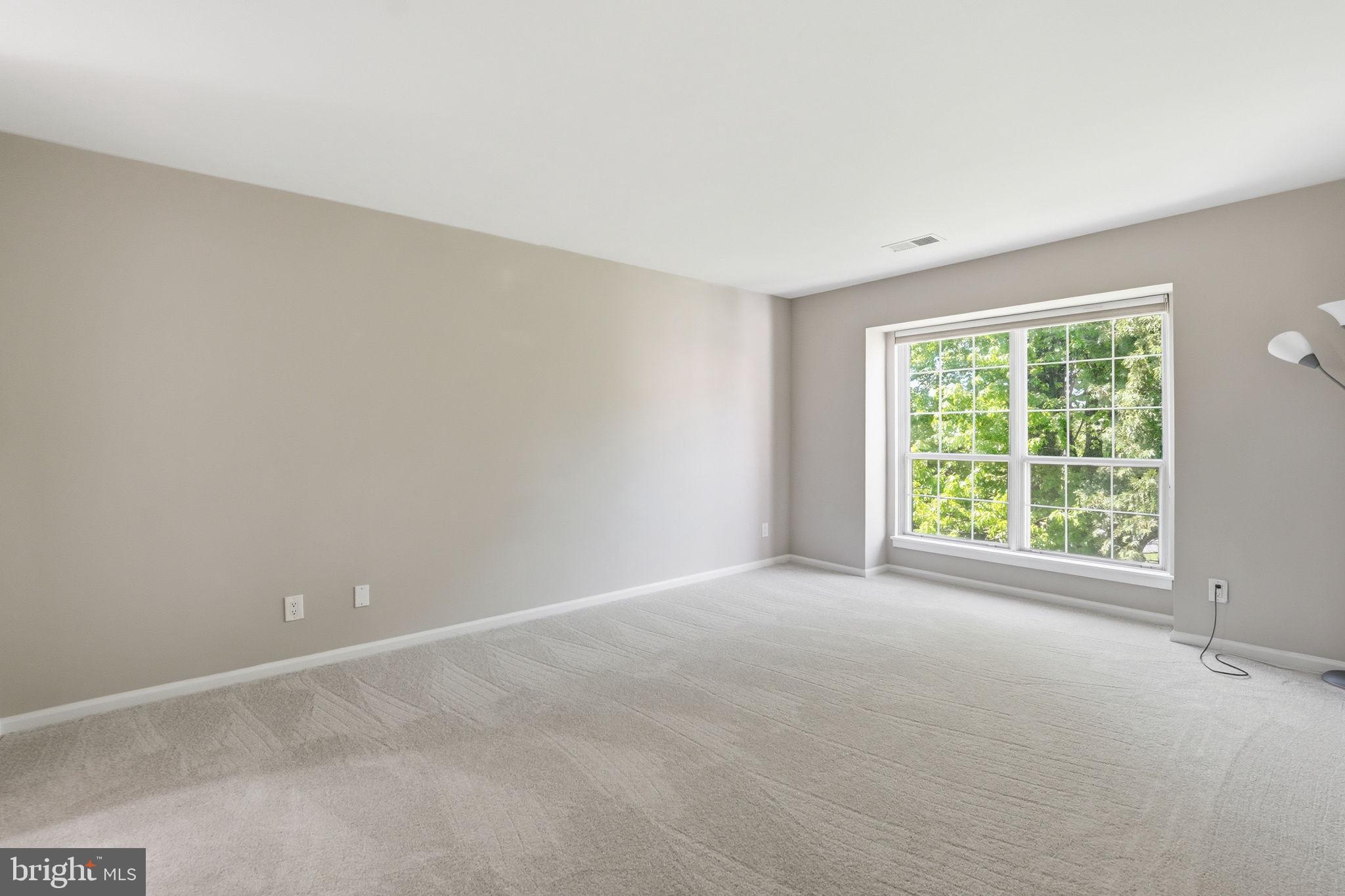 CARR AT PINECREST - Residential