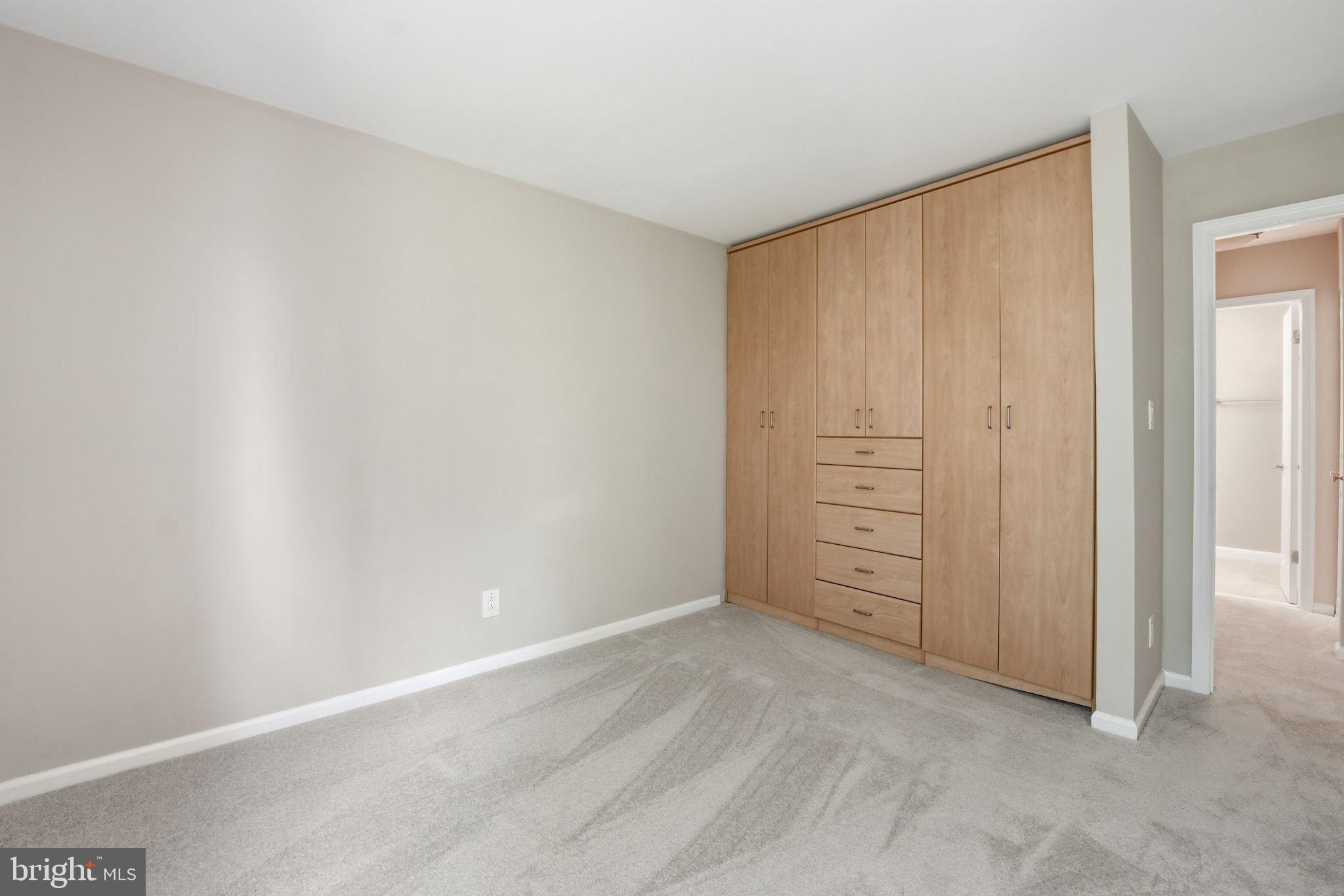 CARR AT PINECREST - Residential