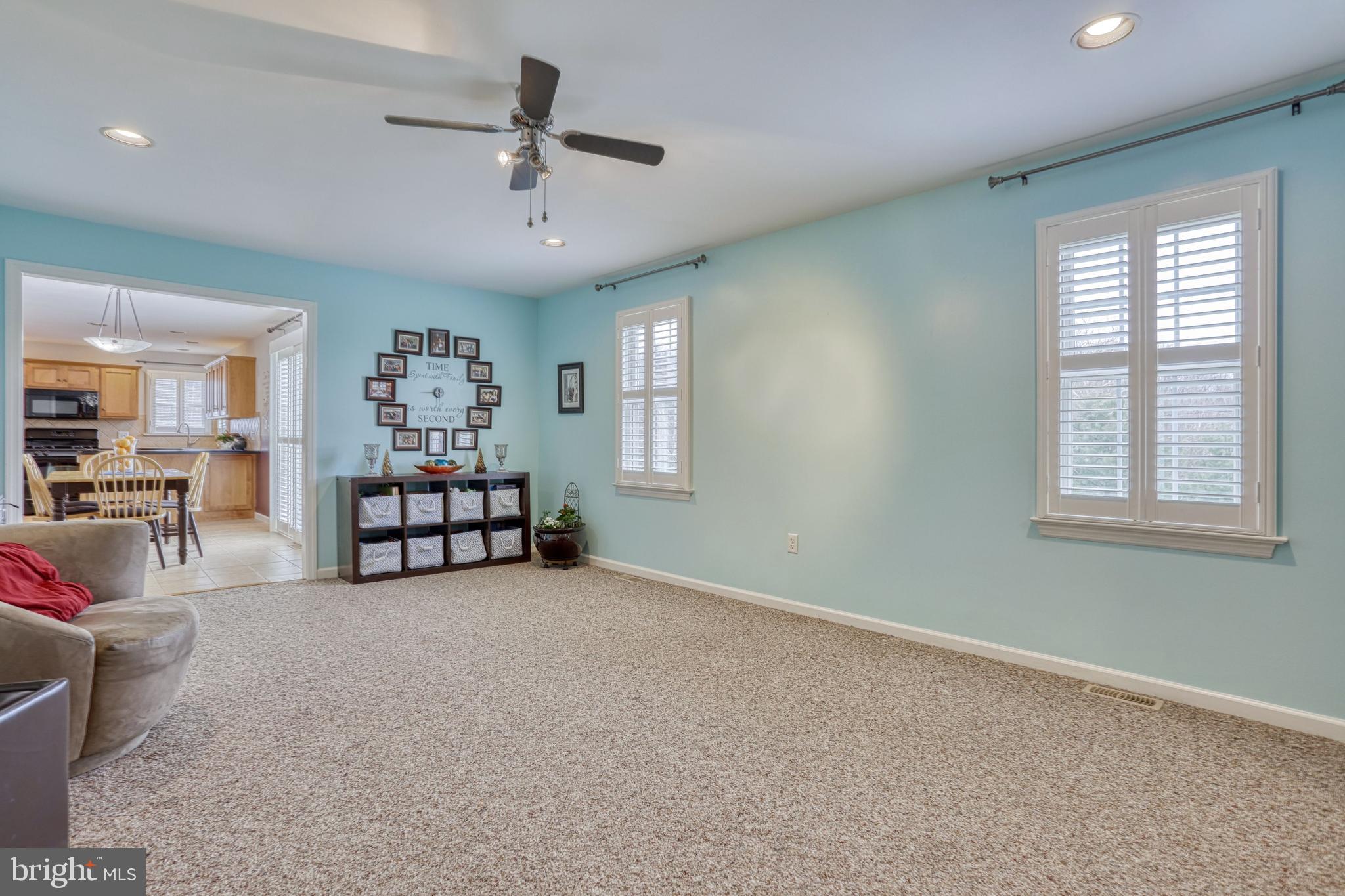 KENDALE OAKS - Residential