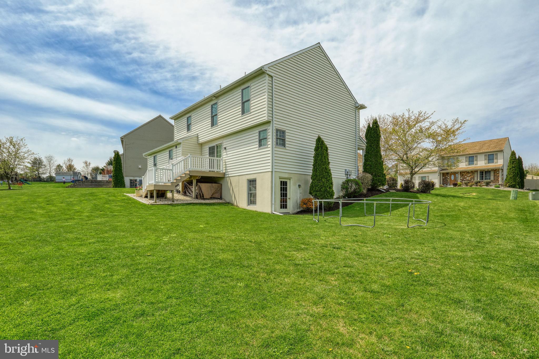 KENDALE OAKS - Residential