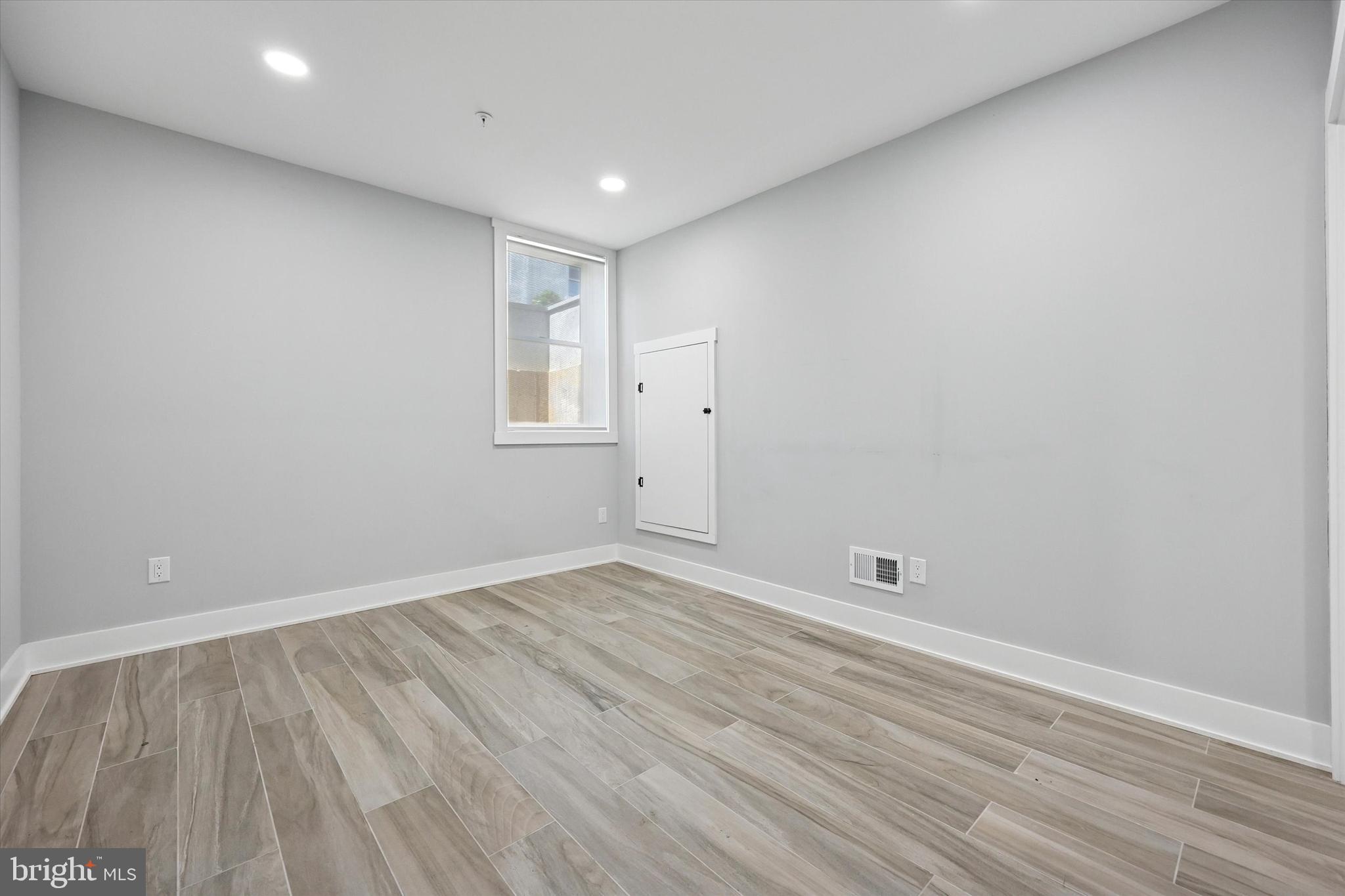 MANAYUNK - Residential