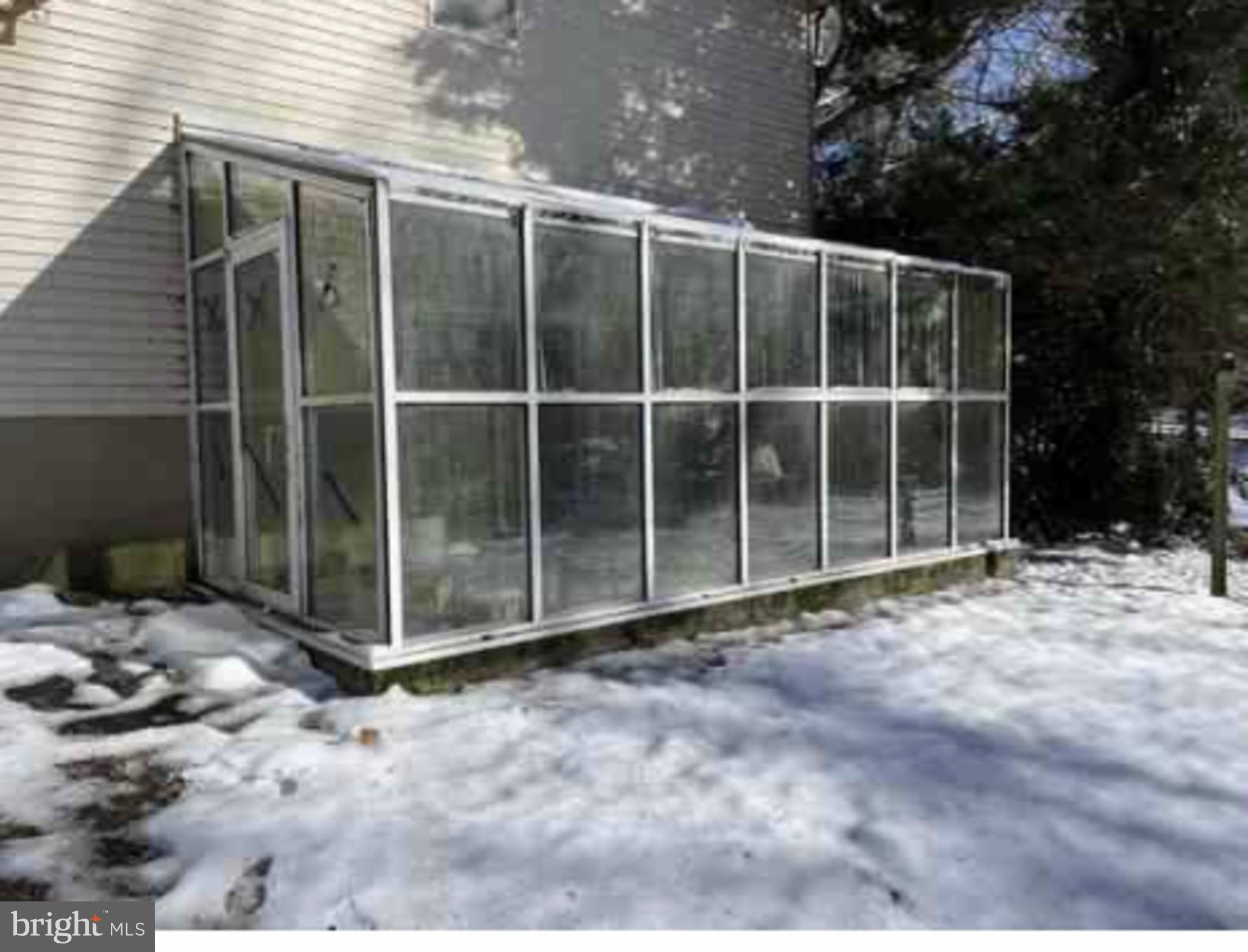 LOTHIAN WOODS - Residential