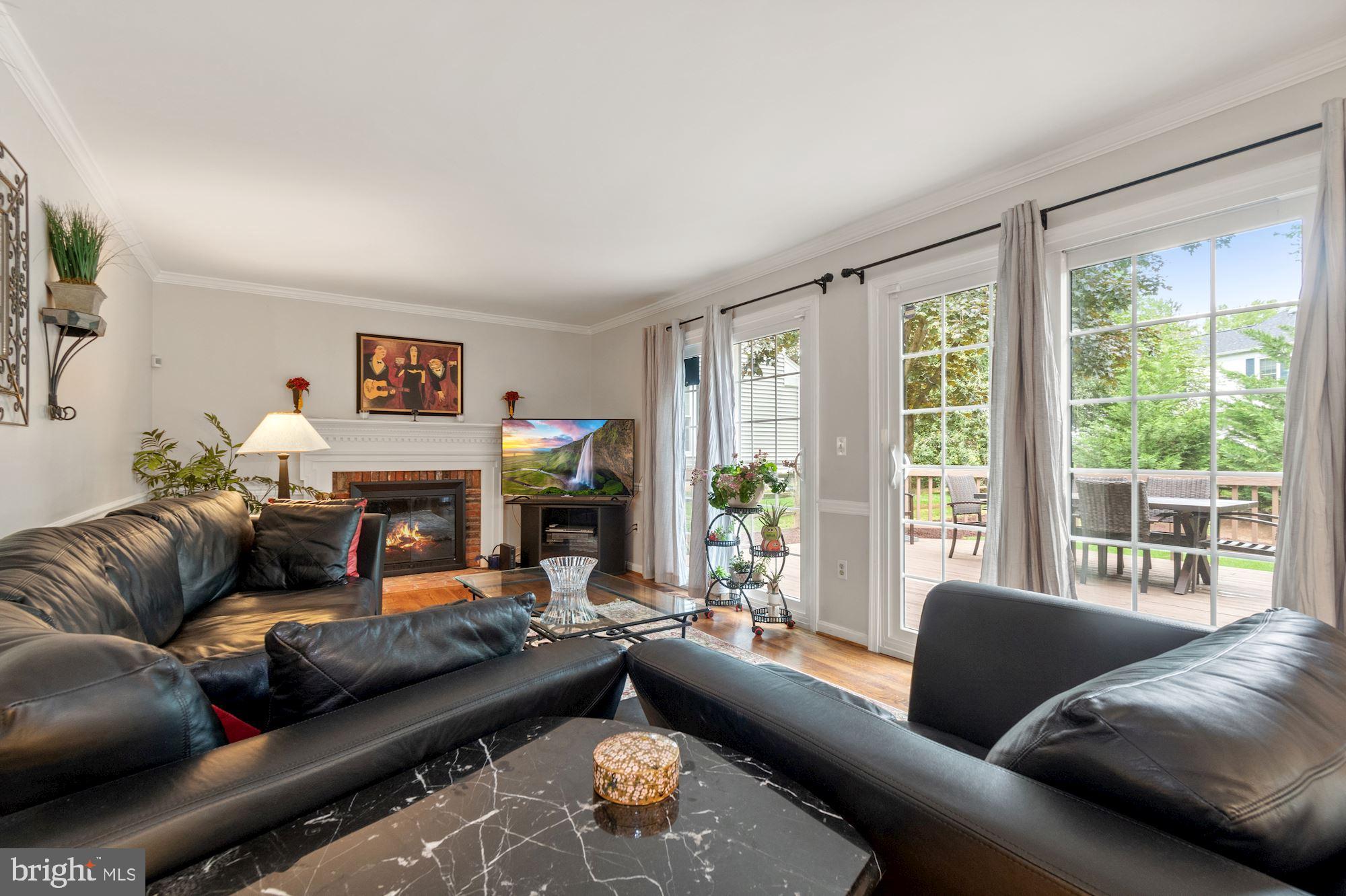 POTOMAC CHASE - Residential