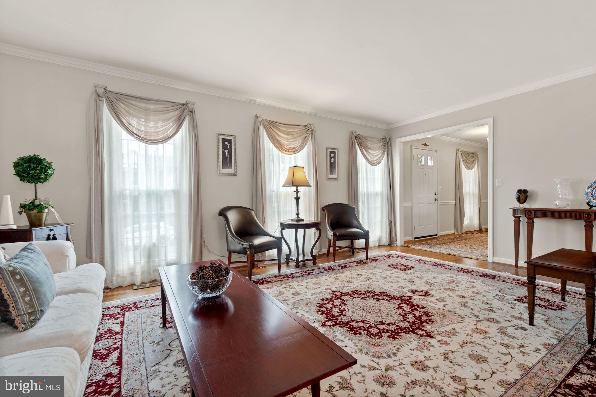 POTOMAC CHASE - Residential