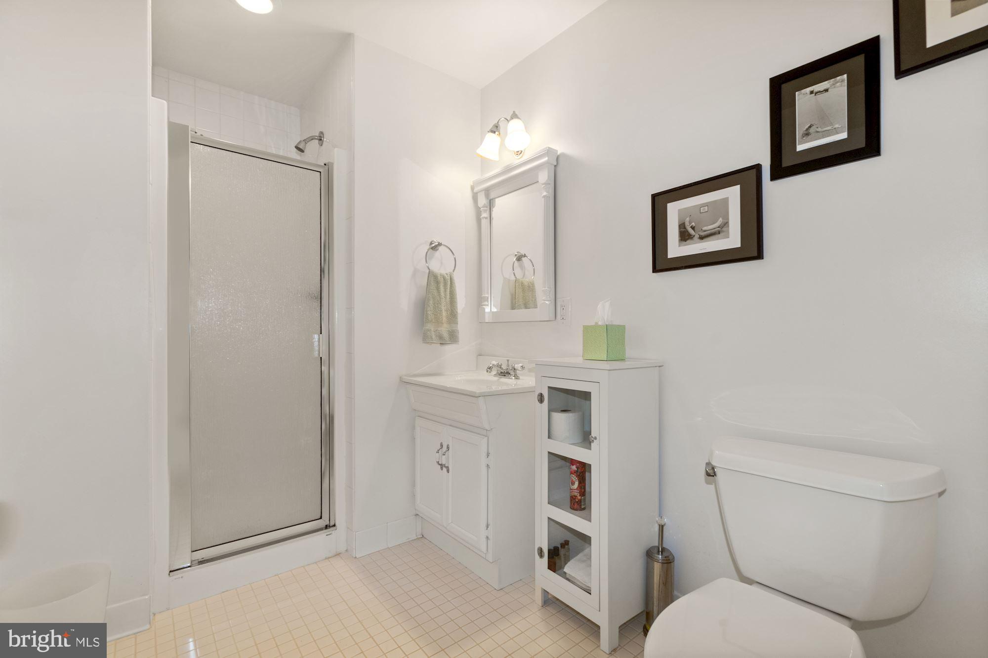 POTOMAC CHASE - Residential