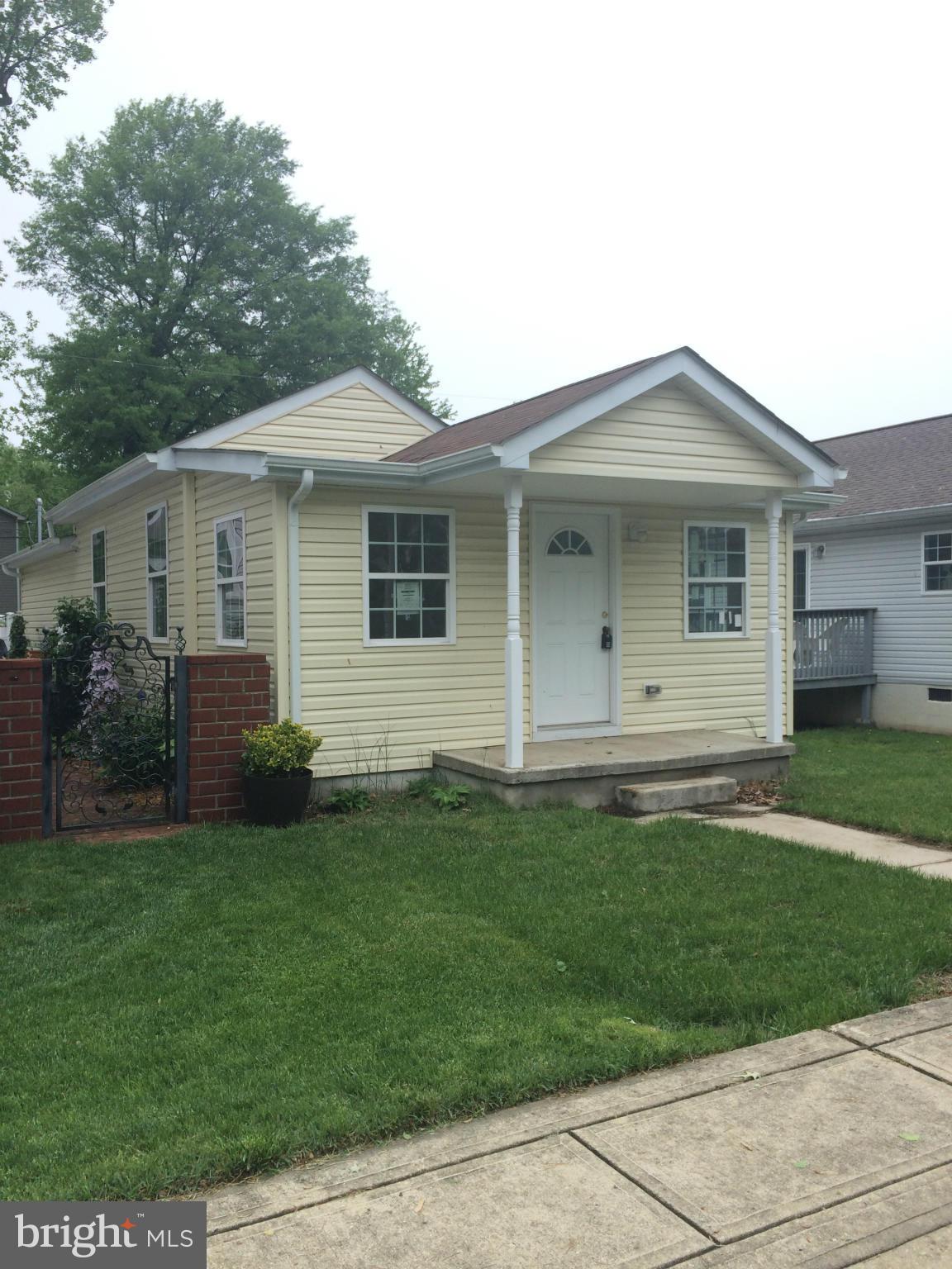 Darling fully renovated 2 bedroom cottage in North Beach. Walk to beach and farmers market! Also features deck, off street parking spaces and storage shed. Excellent credit required. No pets. $35 application fee per adult.