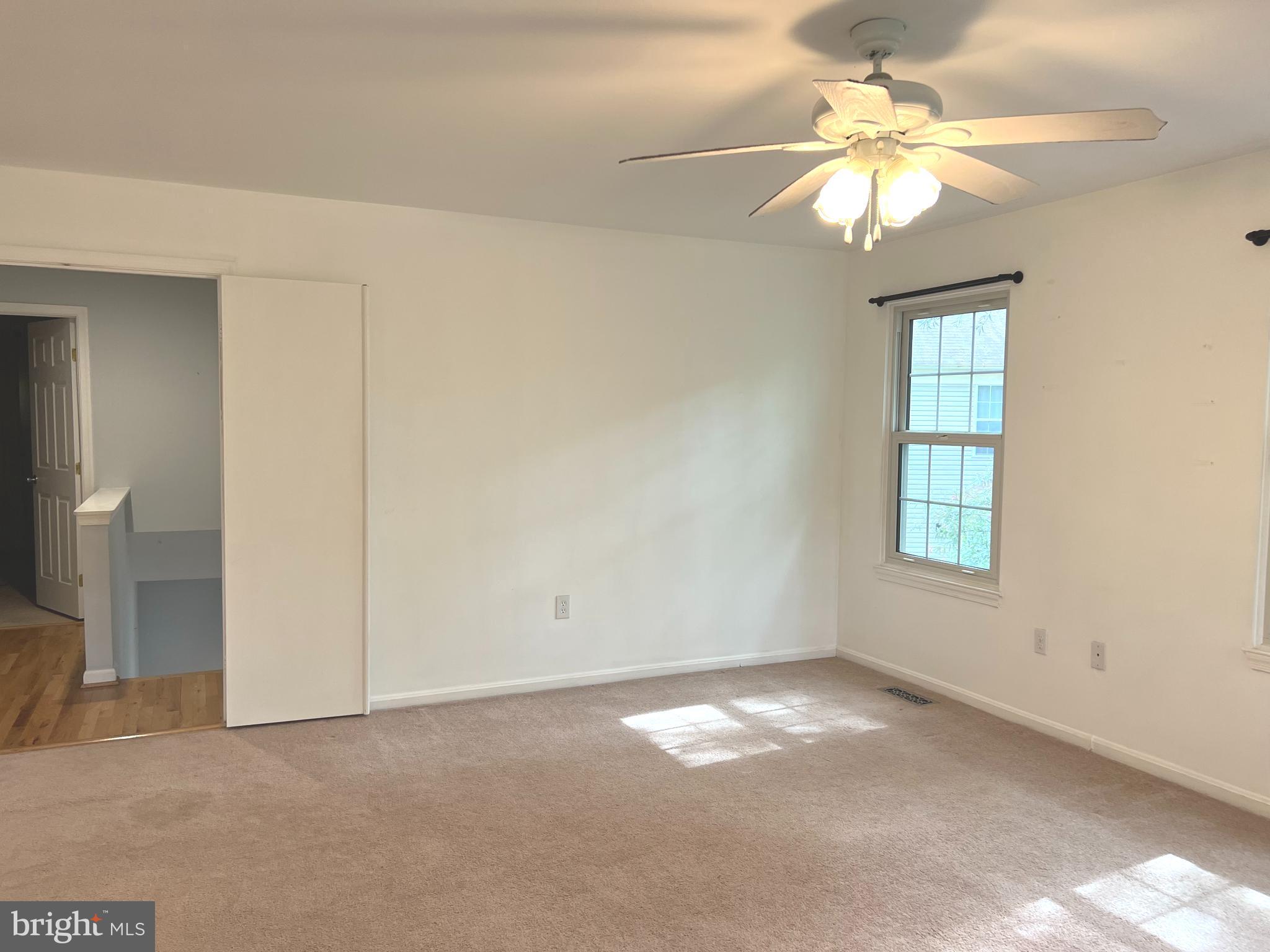 DORCHESTER - ST. CHARLES - Residential Lease