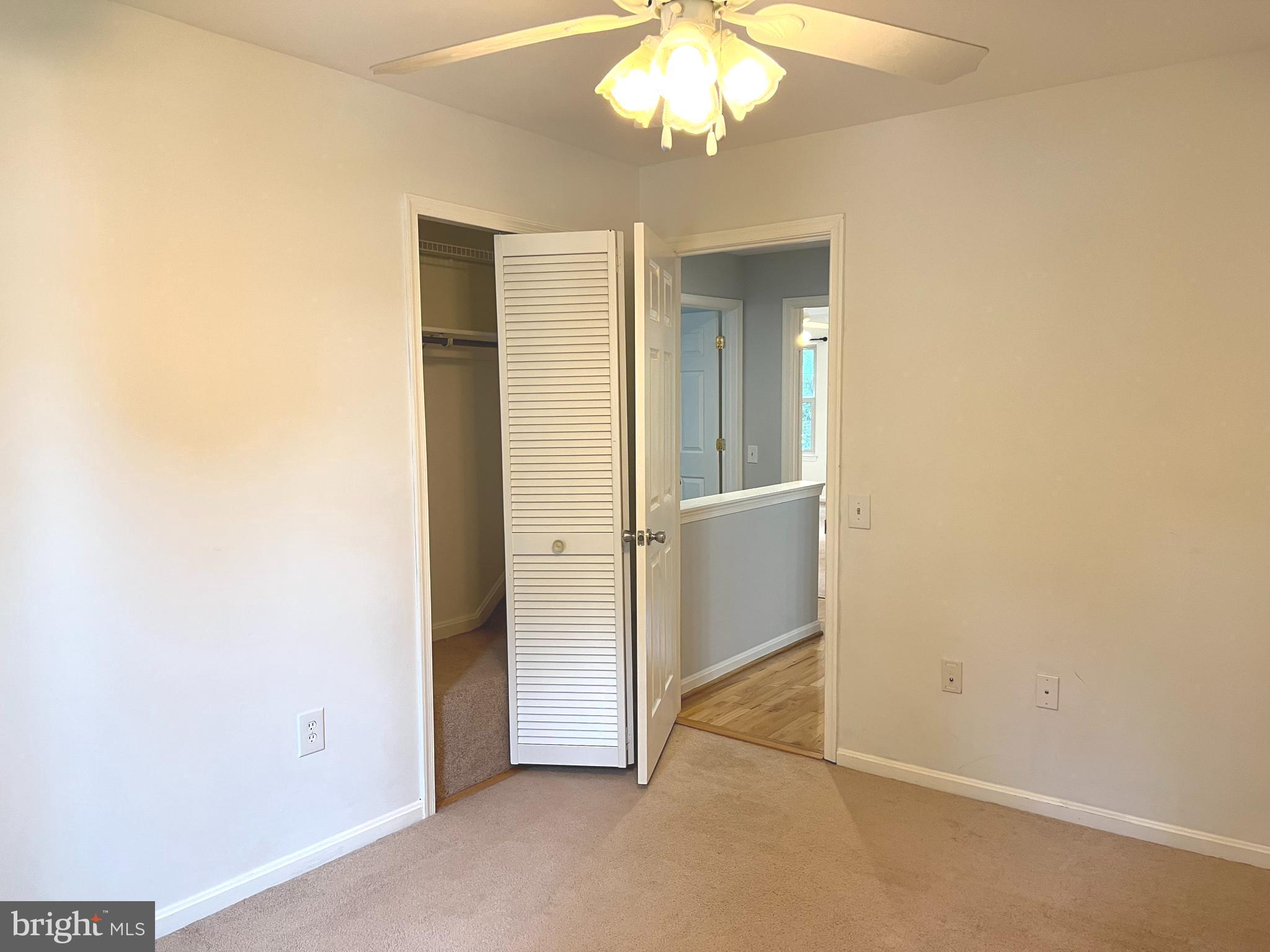 DORCHESTER - ST. CHARLES - Residential Lease