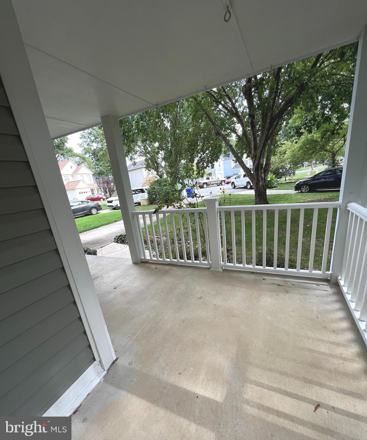 DORCHESTER - ST. CHARLES - Residential Lease