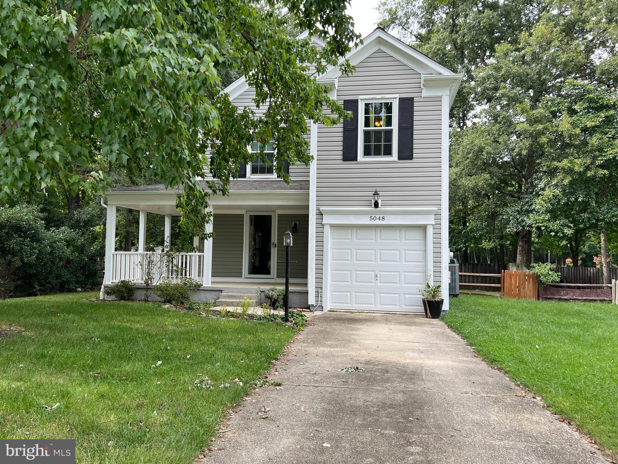 DORCHESTER - ST. CHARLES - Residential Lease