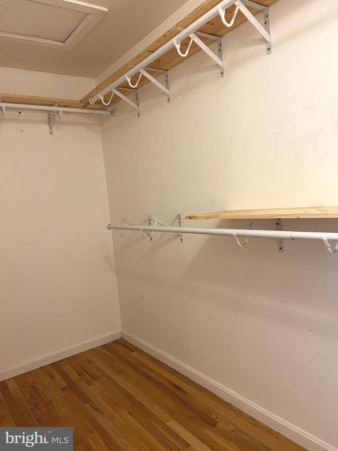 DORCHESTER - ST. CHARLES - Residential Lease