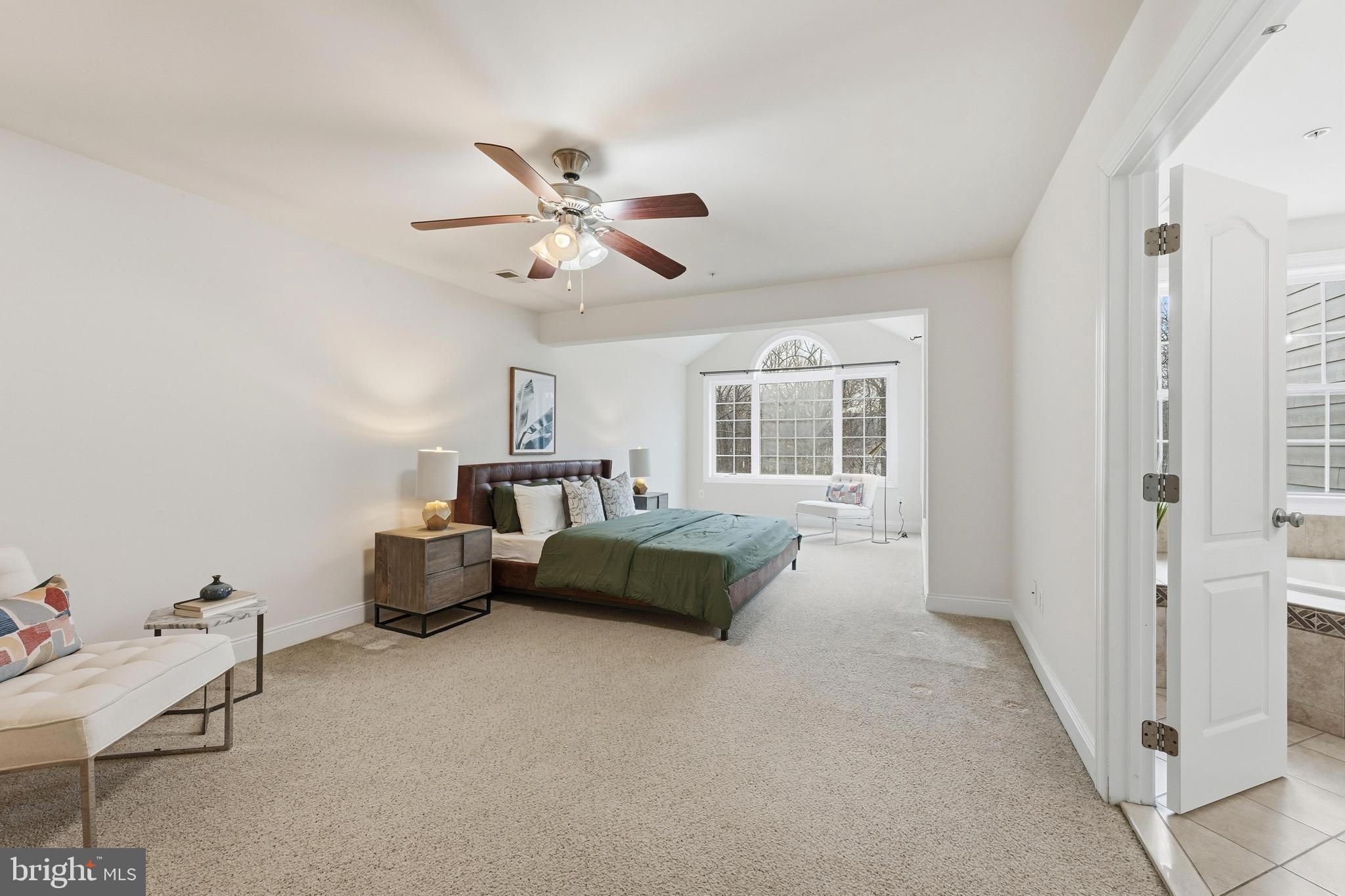 THE ENCLAVE - ARUNDEL PRESERVE - Residential