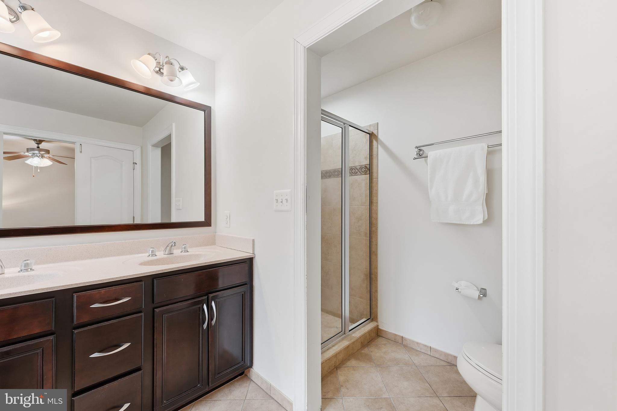 THE ENCLAVE - ARUNDEL PRESERVE - Residential