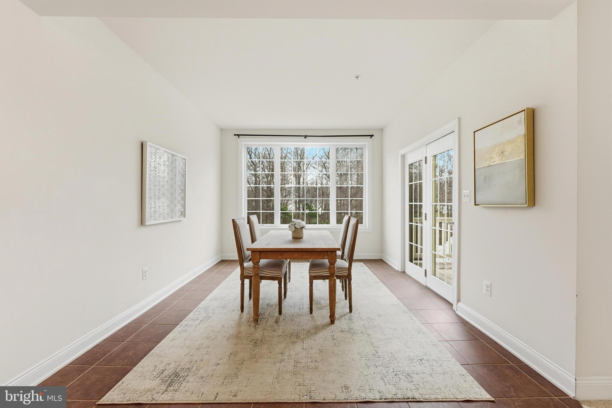 THE ENCLAVE - ARUNDEL PRESERVE - Residential