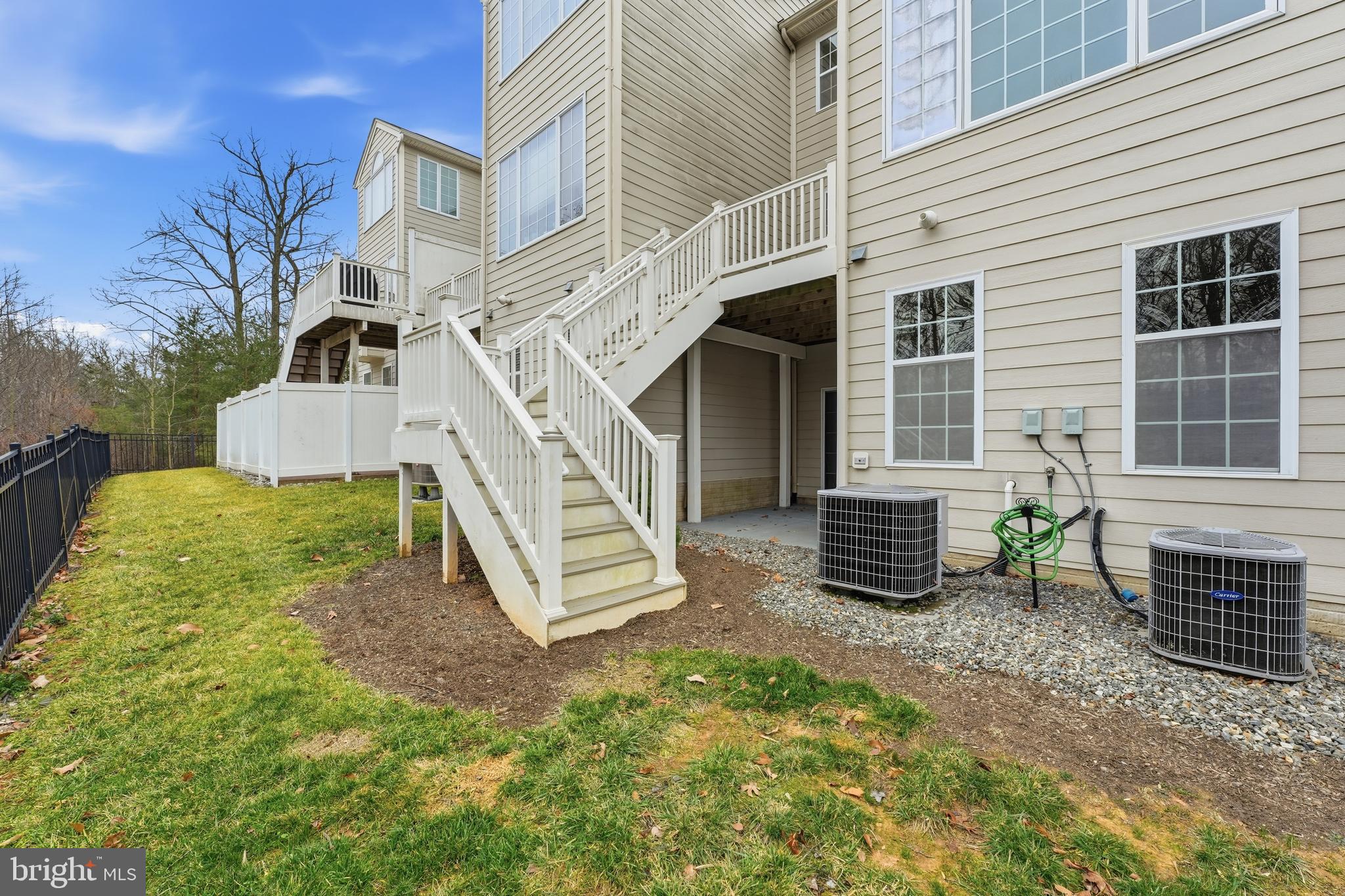 THE ENCLAVE - ARUNDEL PRESERVE - Residential