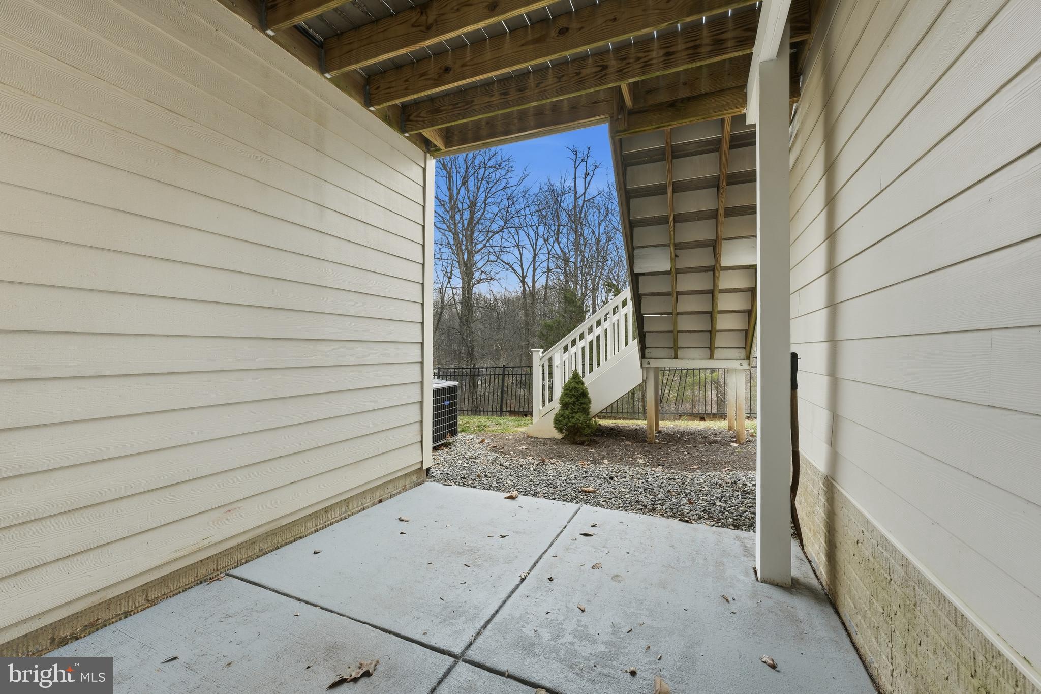 THE ENCLAVE - ARUNDEL PRESERVE - Residential