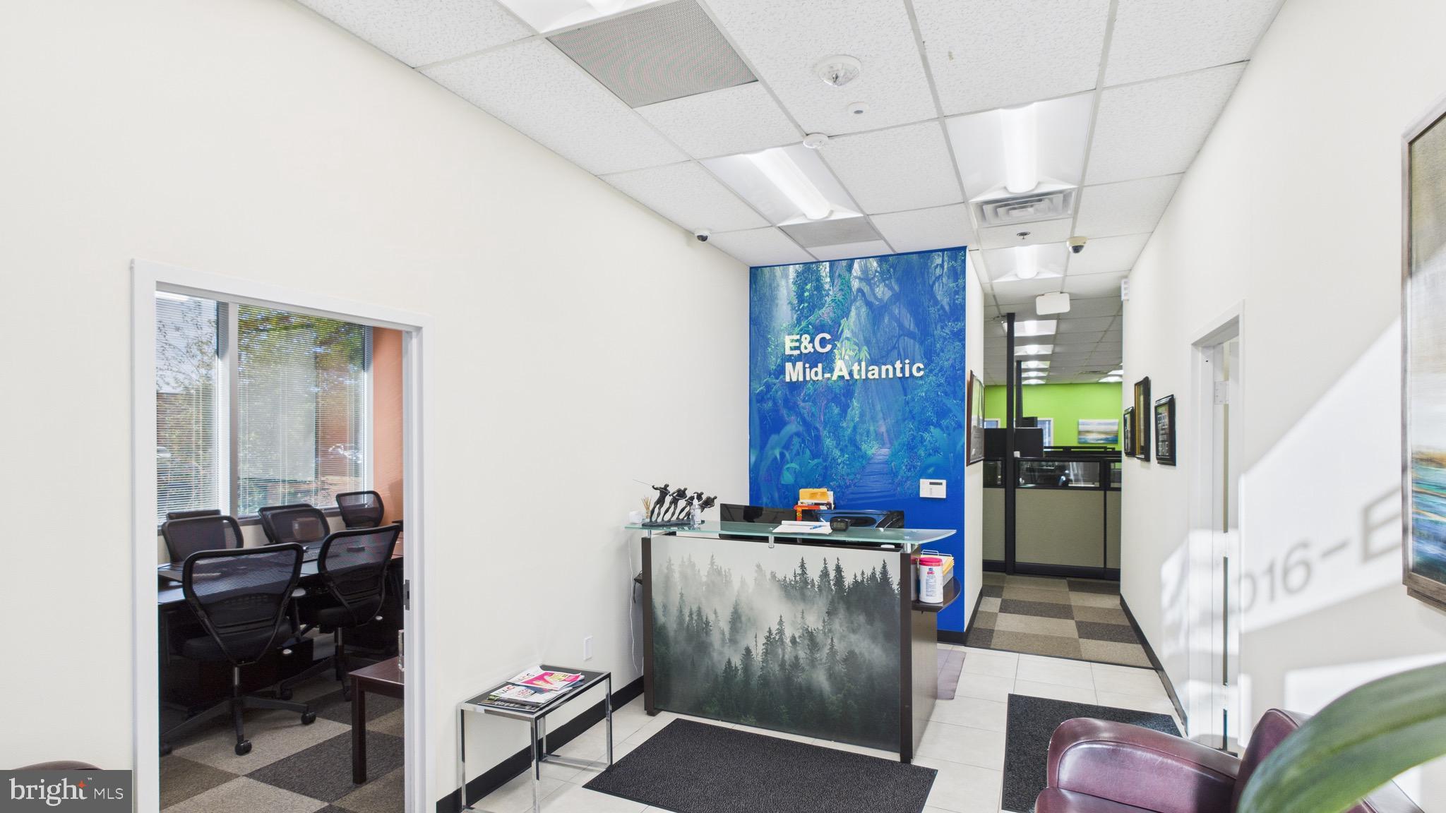 14016 SULLYFIELD CIRCLE E