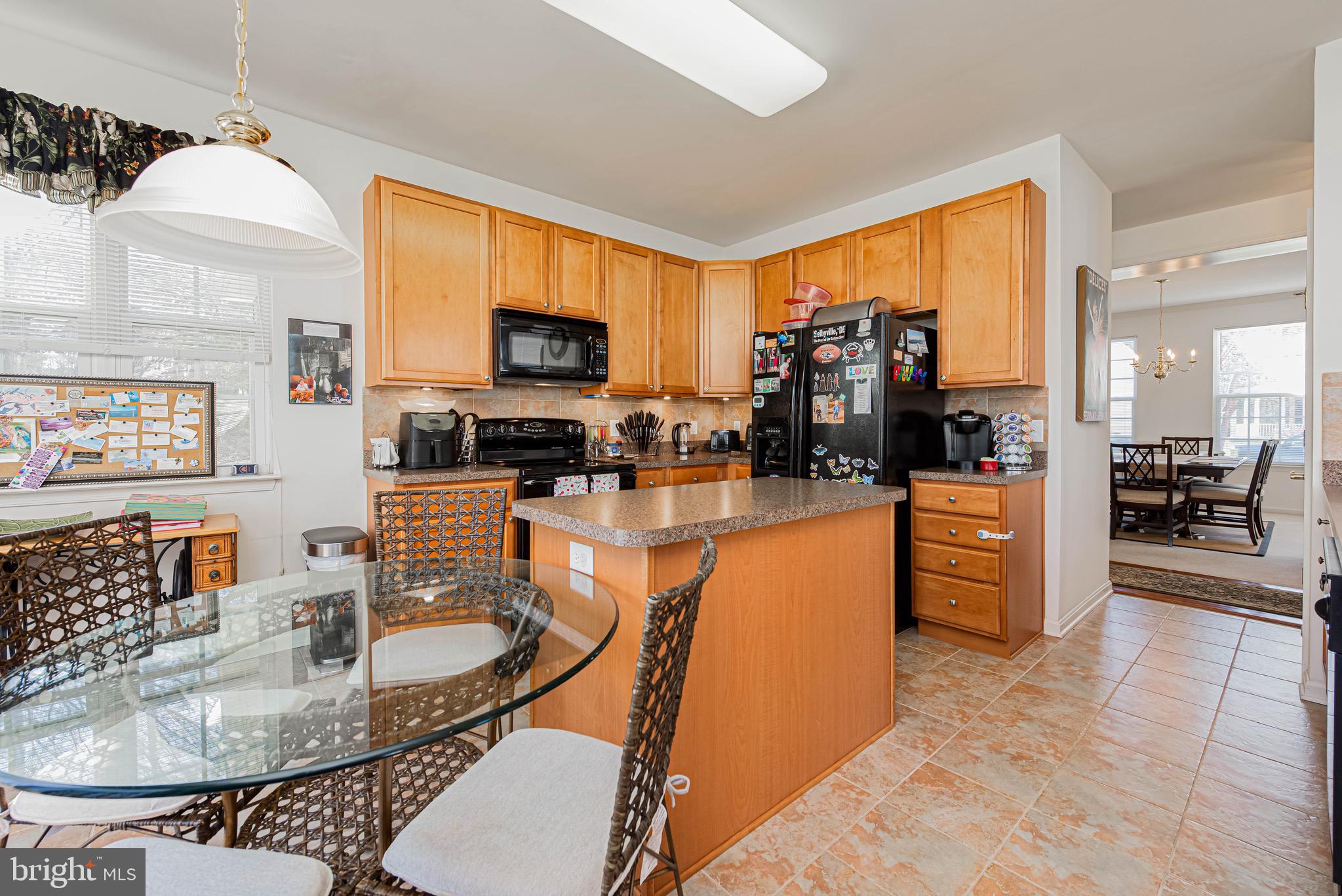 VICTORIA FOREST - Residential