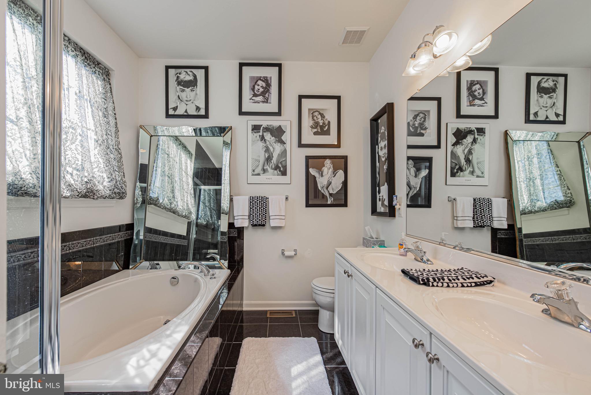 VICTORIA FOREST - Residential