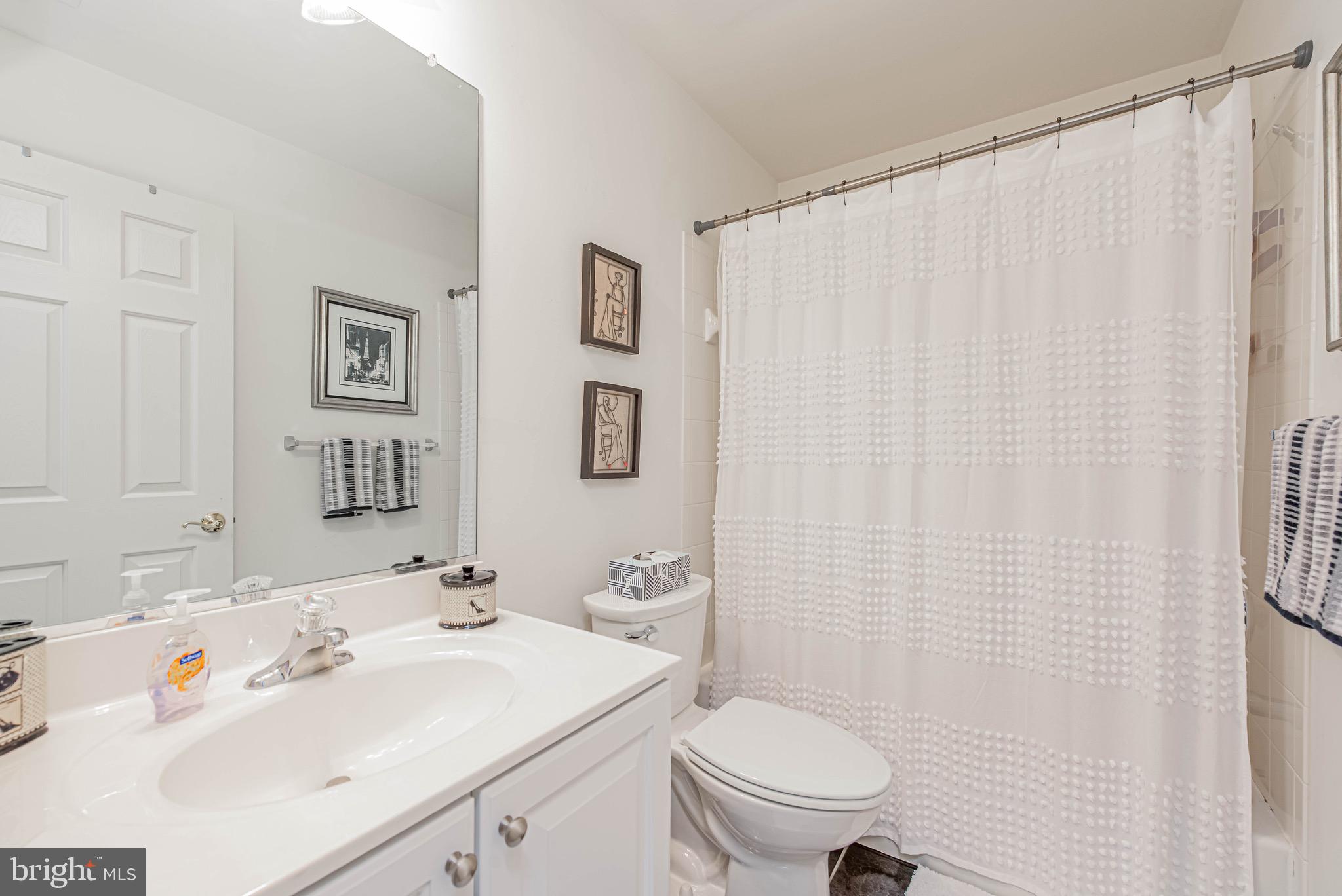 VICTORIA FOREST - Residential