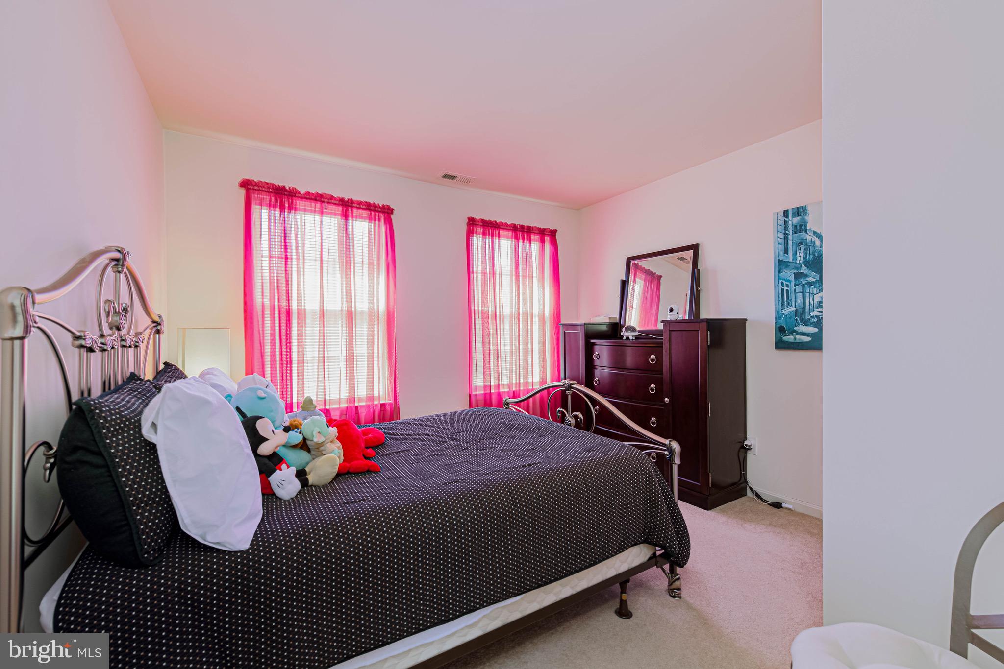 VICTORIA FOREST - Residential