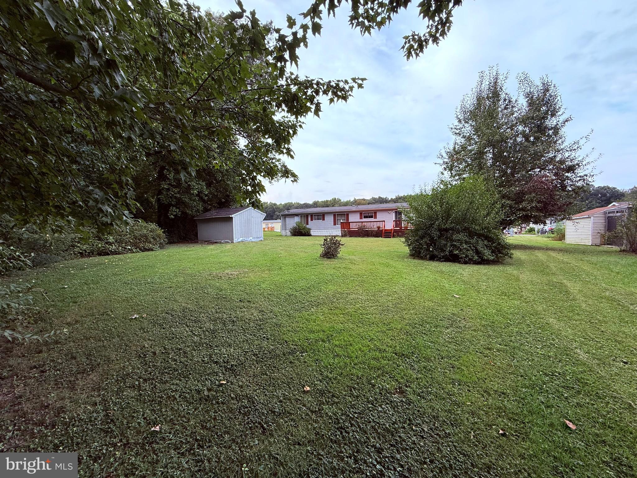 BUSH RIVER MANOR - Residential