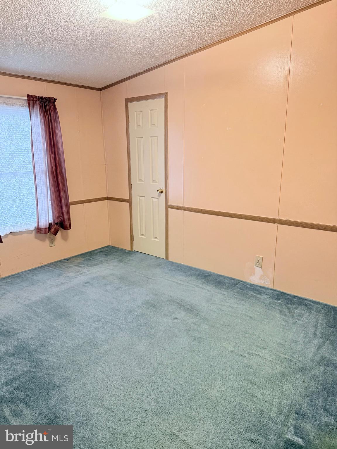 BUSH RIVER MANOR - Residential