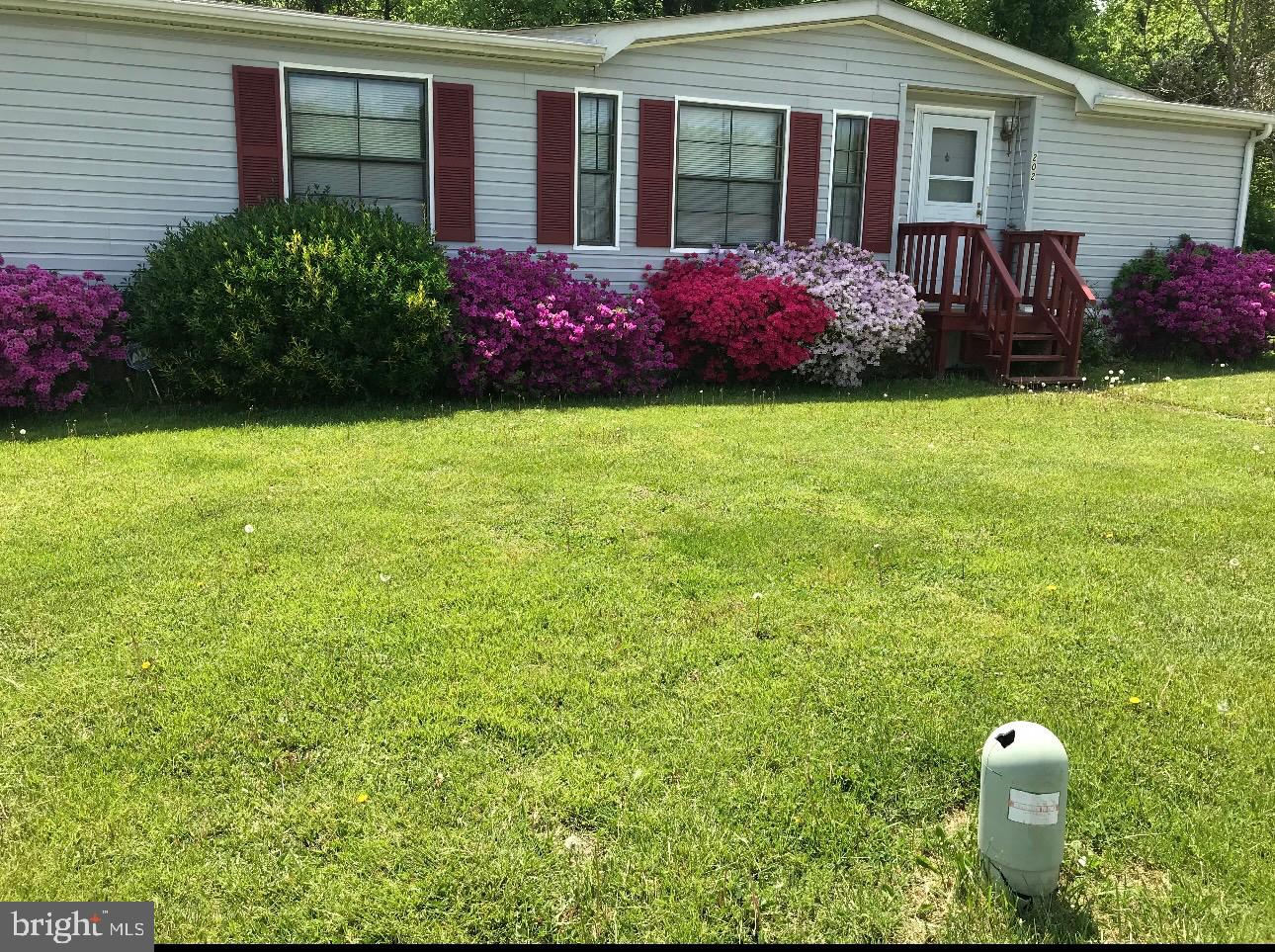 BUSH RIVER MANOR - Residential