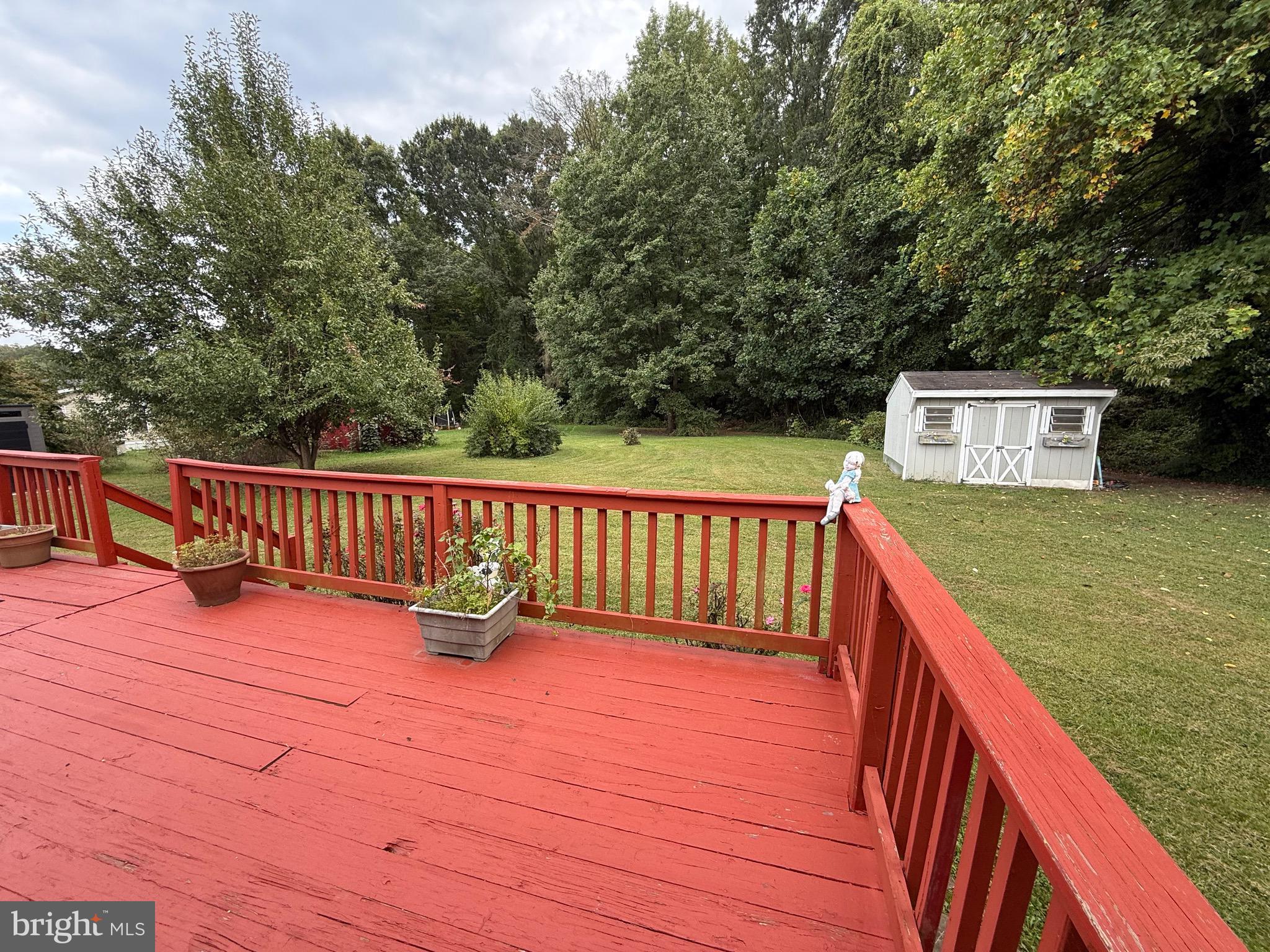 BUSH RIVER MANOR - Residential