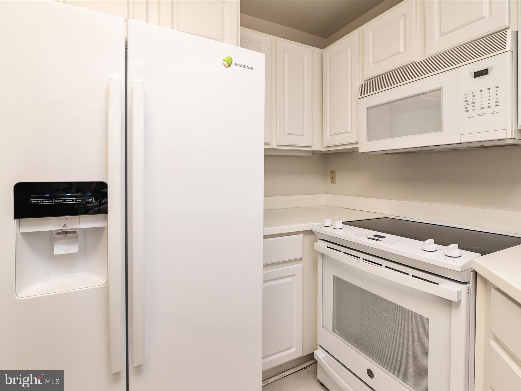 BAYWOODS OF ANNAPOLIS - Residential