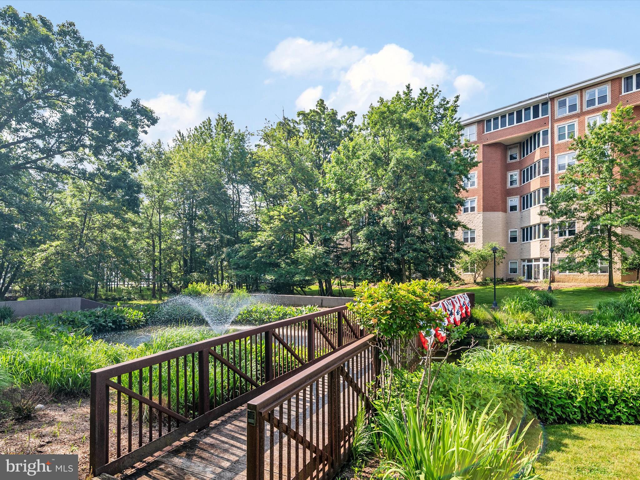 BAYWOODS OF ANNAPOLIS - Residential