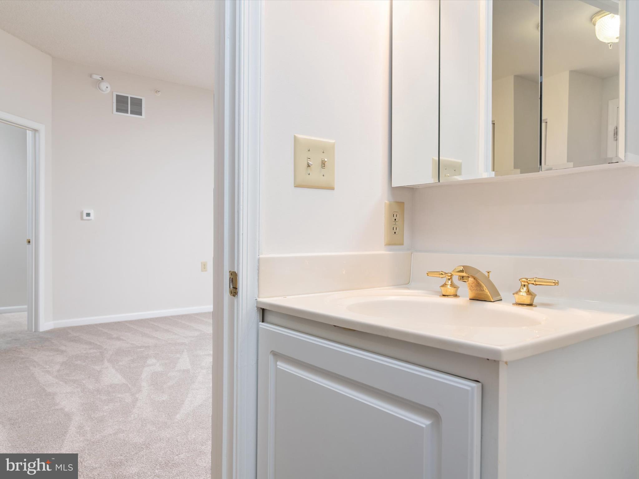 BAYWOODS OF ANNAPOLIS - Residential