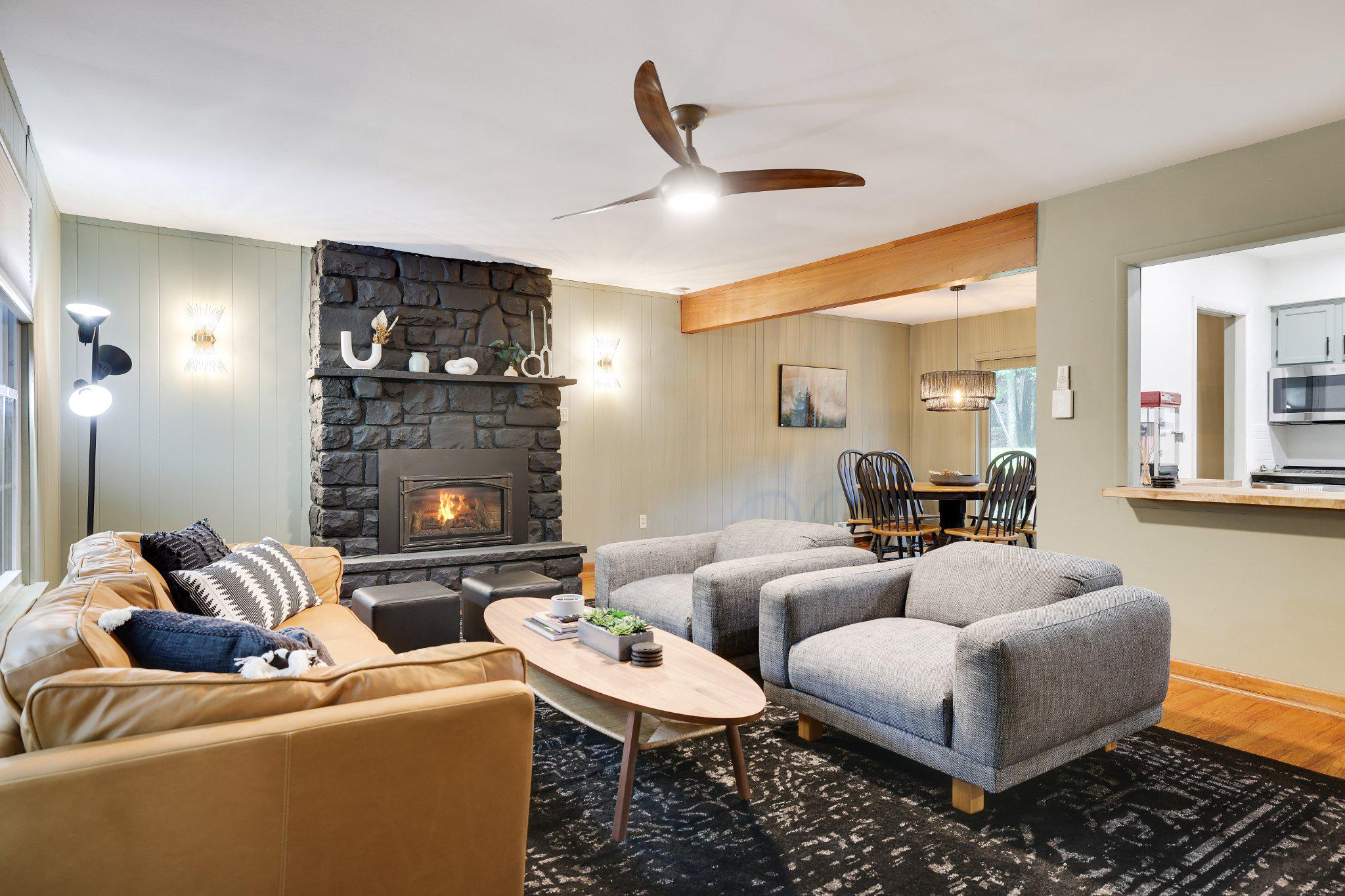 SPLIT ROCK - Residential