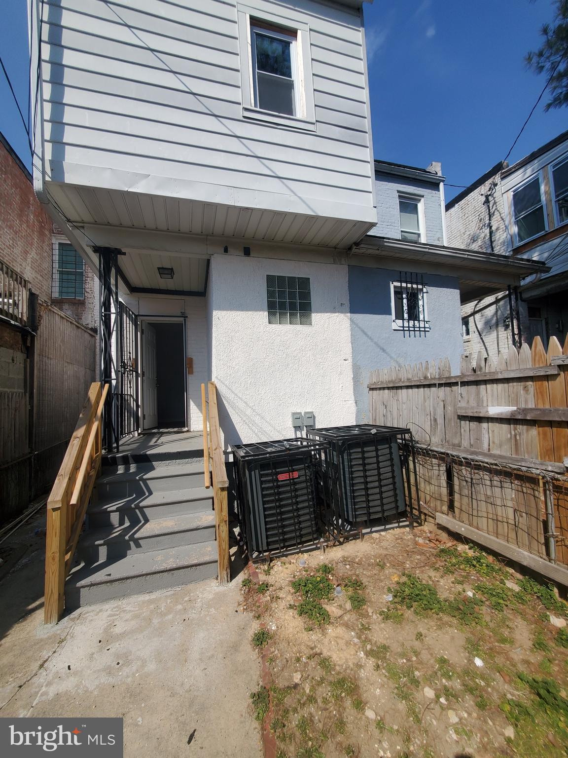 PARKSIDE - Residential Lease