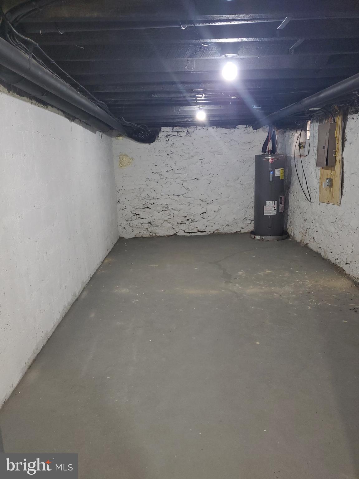 PARKSIDE - Residential Lease