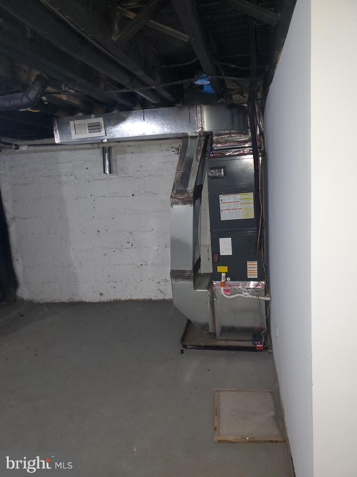 PARKSIDE - Residential Lease