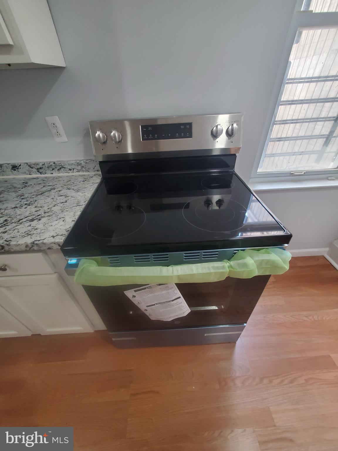 PARKSIDE - Residential Lease